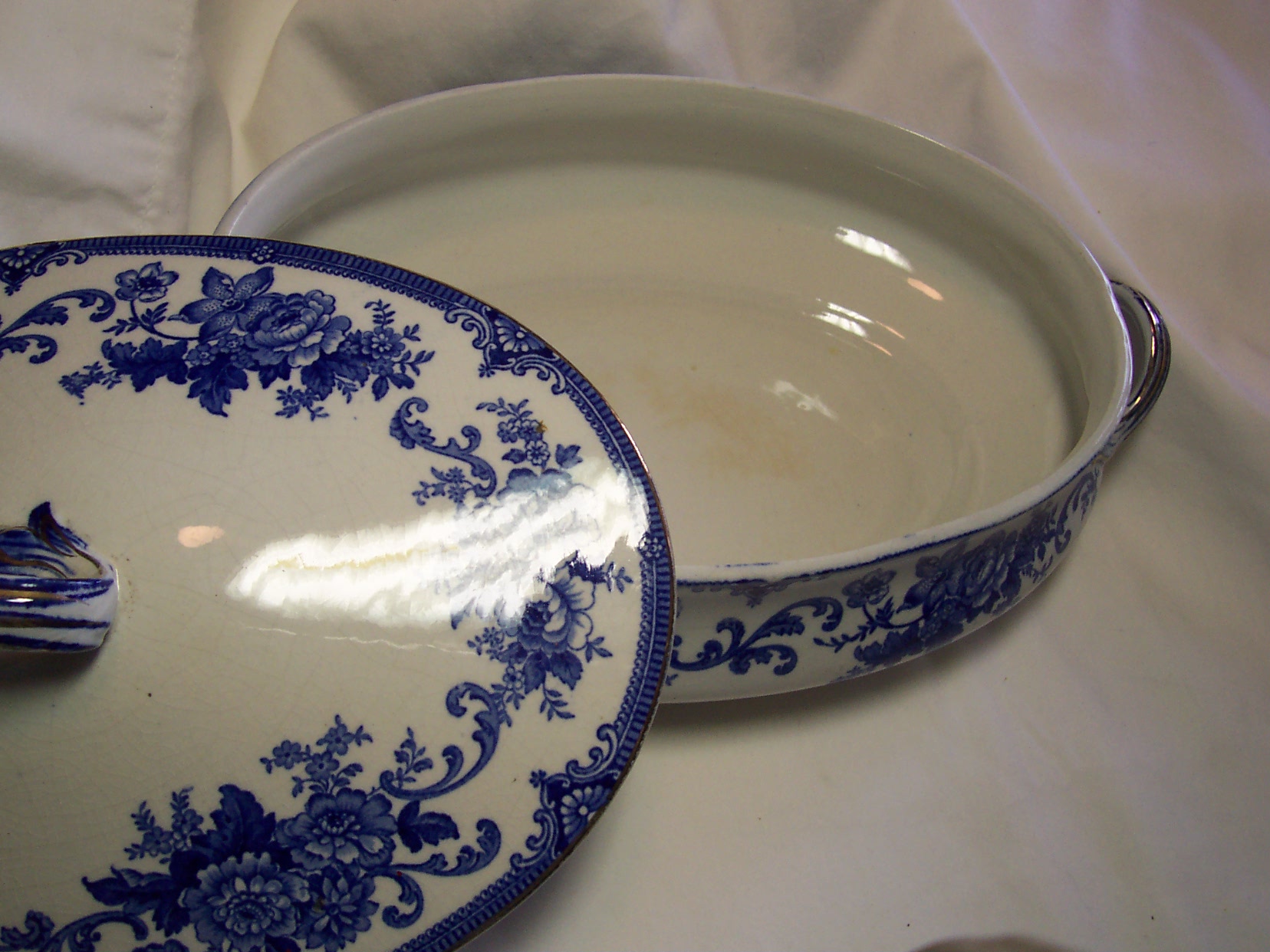 Salisbury Covered Casserole Dudson Wilcox Til