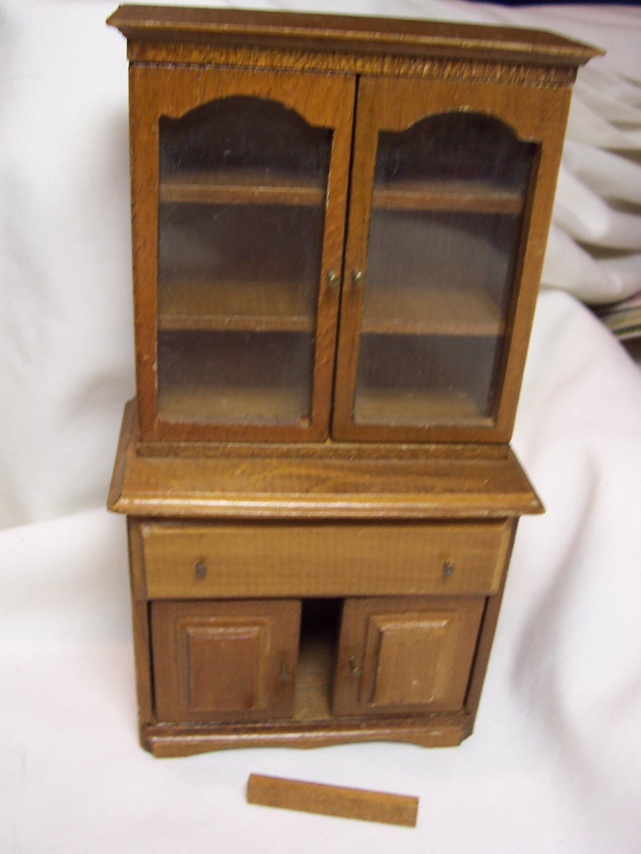 Dollhouse Wood Hutch with accessories