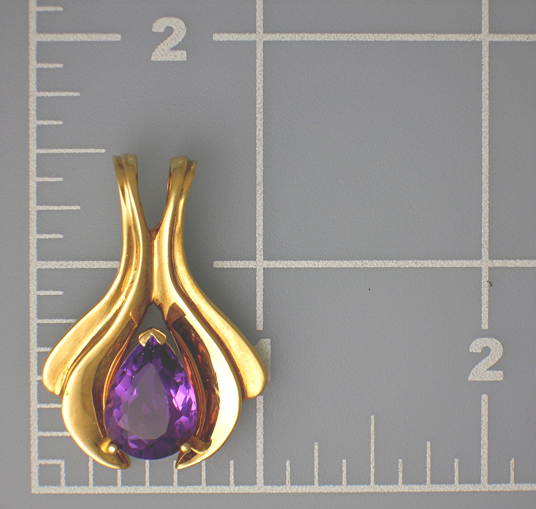 Pendant 14K Gold 4Ct Teardrop Amethyst