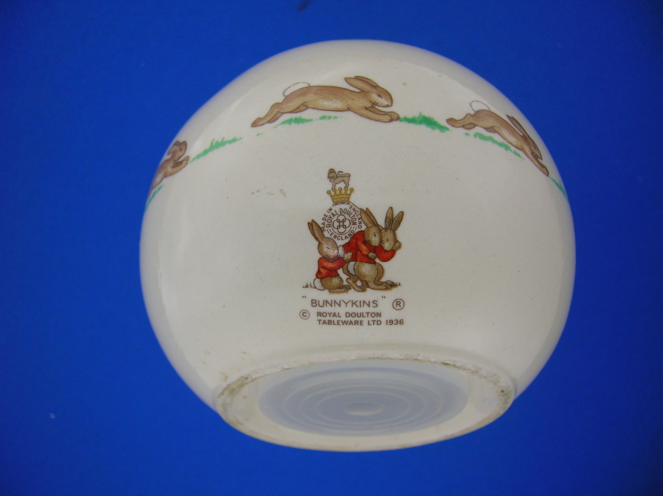 Money Bank - BUNNYKINS - Made in England, Royal Doulton