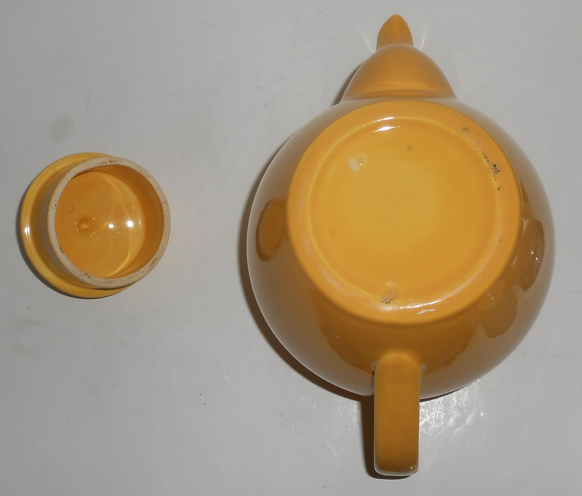 Bauer Pottery Monterey Moderne Yellow Teapot