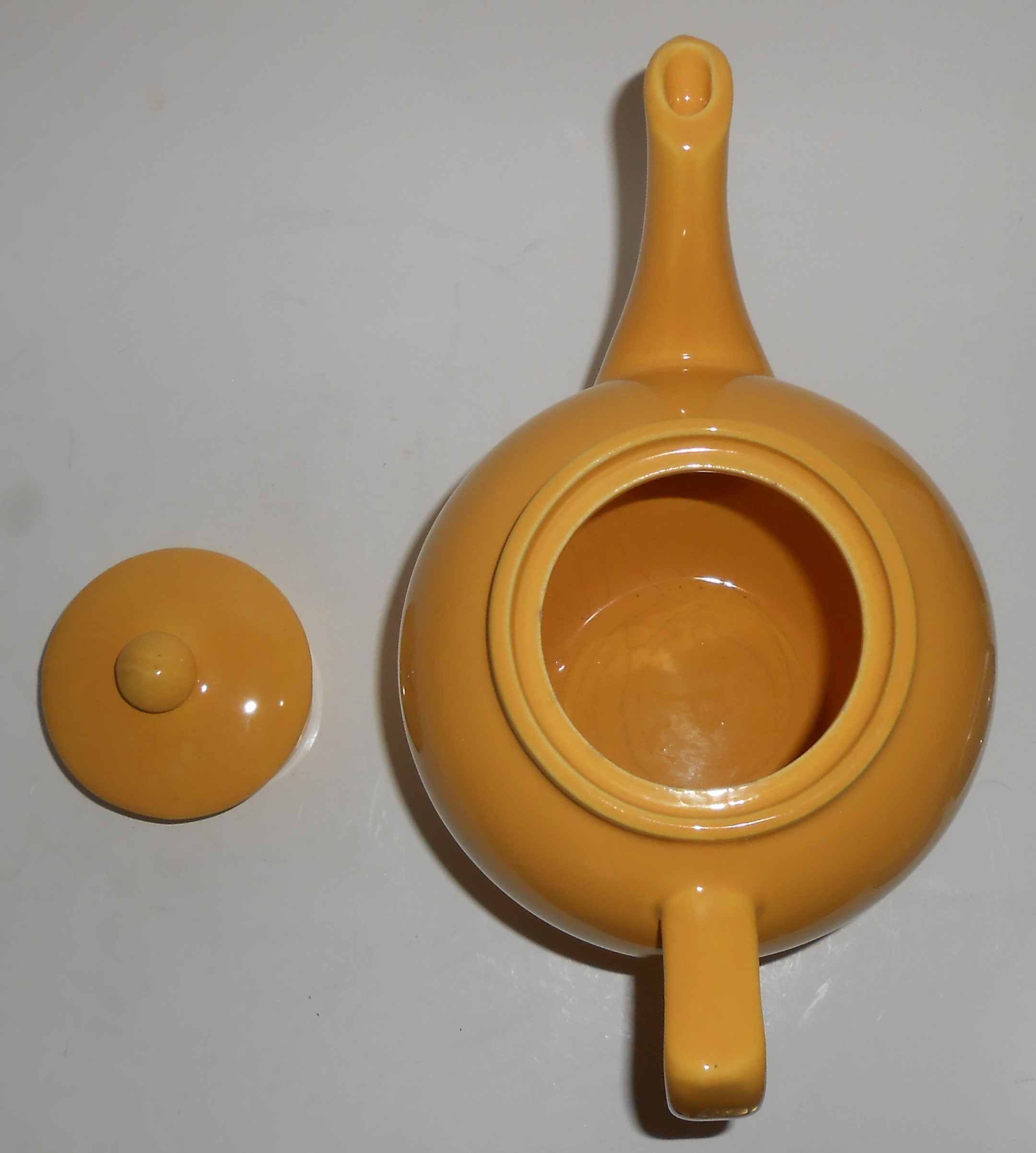 Bauer Pottery Monterey Moderne Yellow Teapot