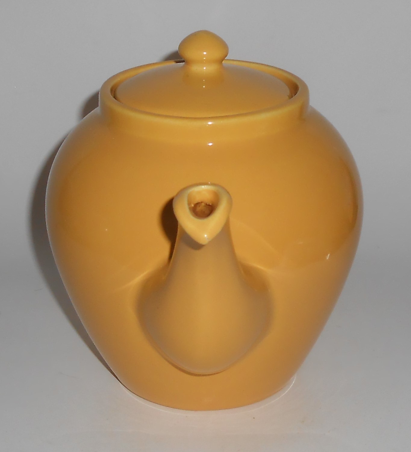 Bauer Pottery Monterey Moderne Yellow Teapot