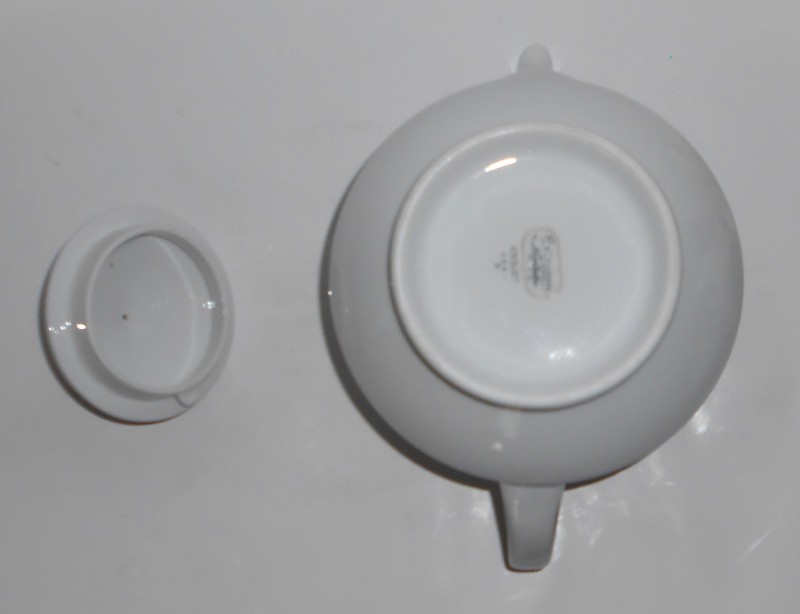 Noritake Porcelain China 2981 Coquet w/Platinum Teapot