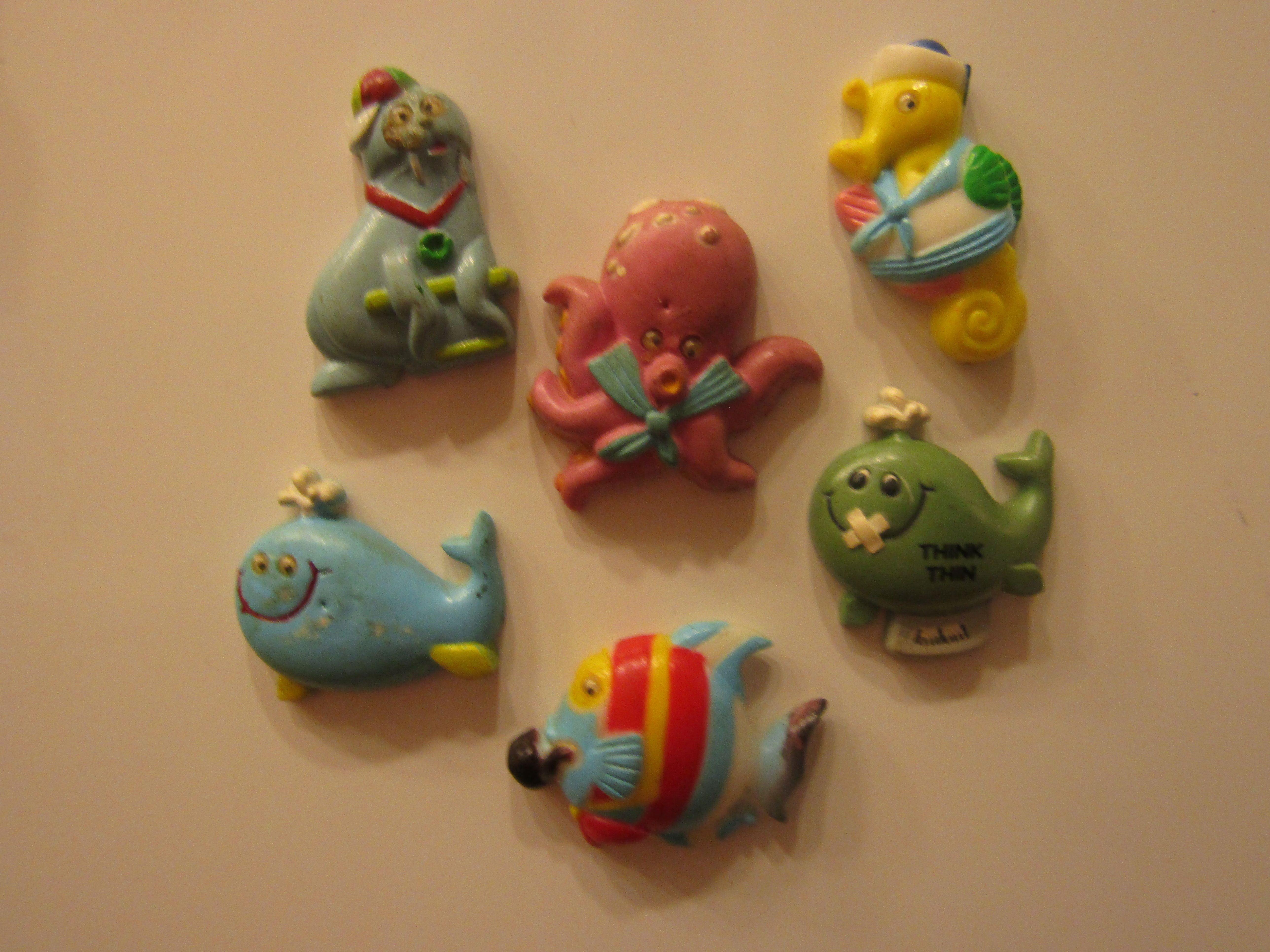 Collectable Plastic Wiggly Eye From The Sea Magnet Set