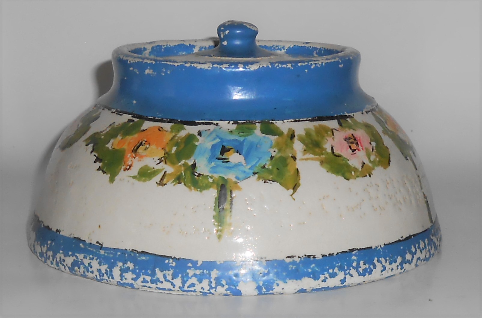 Bauer Pottery Early Whiteware Decorated Covered Jar