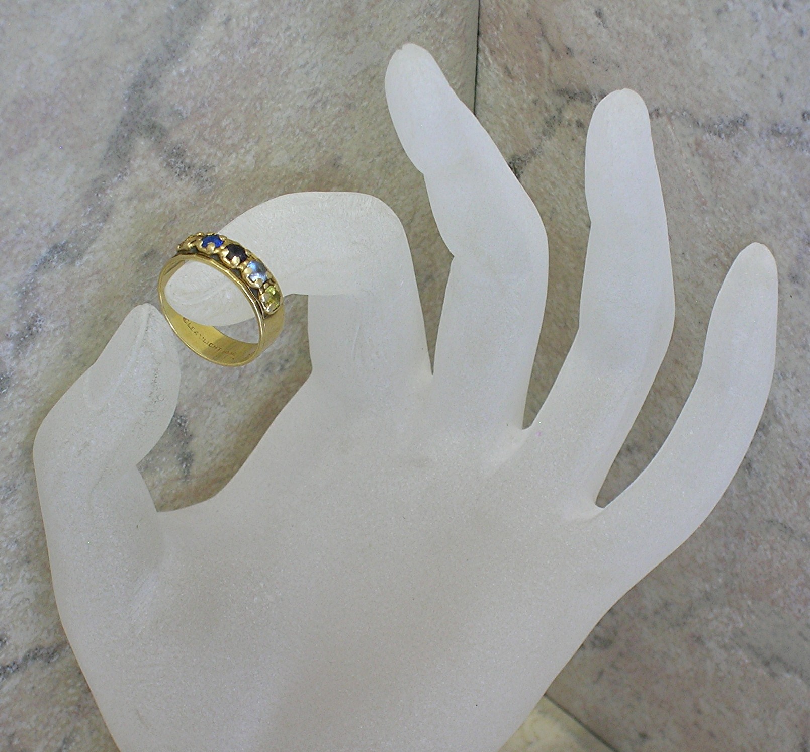 Ring 14K Yellow Gold  5 Stone Mothers Band  Ring