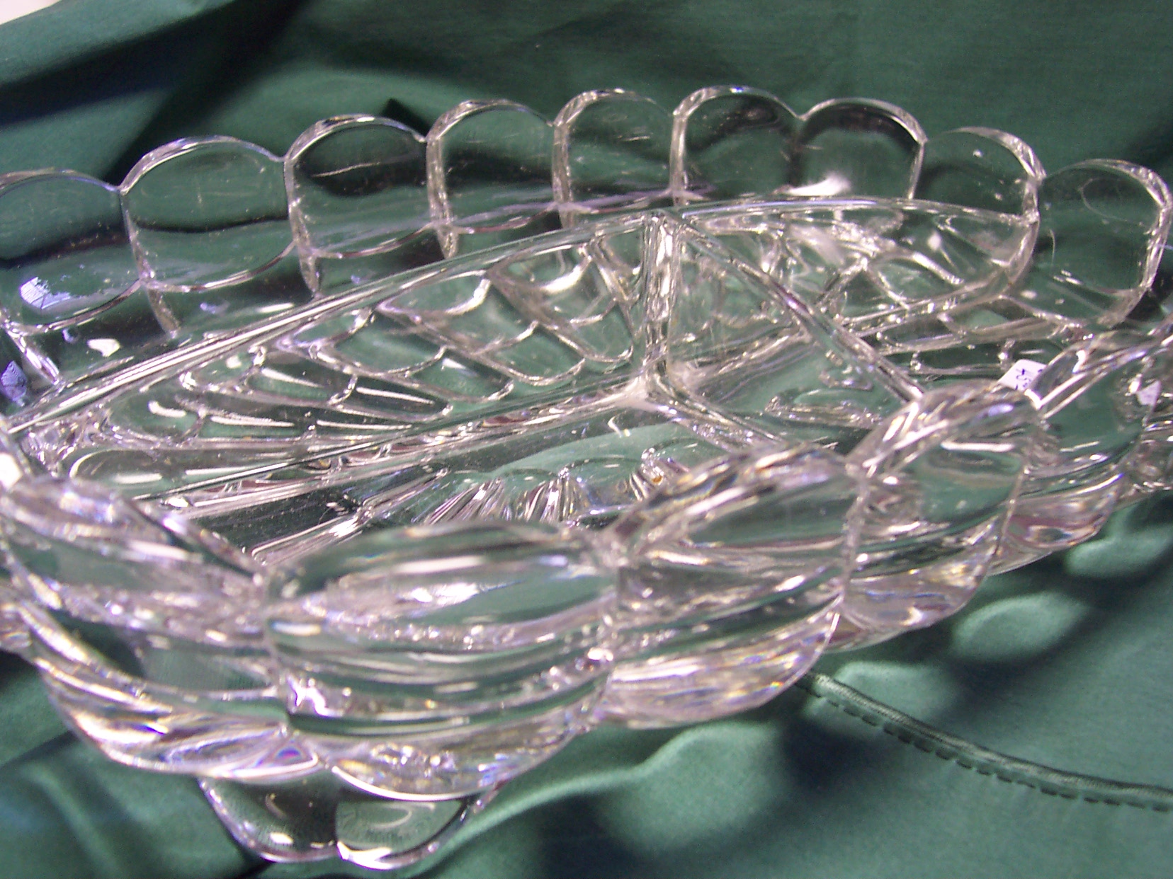 Cambridge Glass Cascade Footed Divided Dish