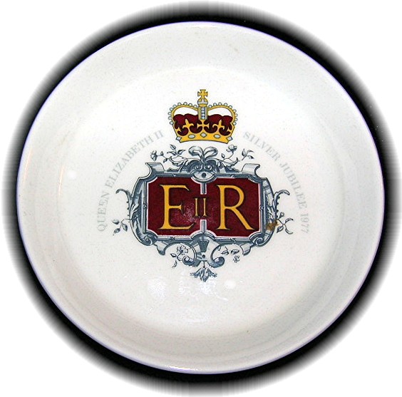 Queen Elizabeth Silver Jubilee 1977 Plate