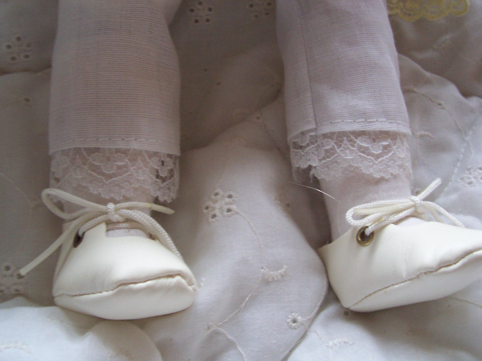 Musical Porcelain Doll 16 inch
