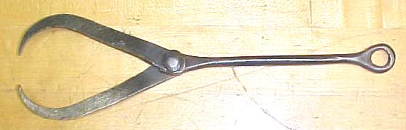 Primitive Outside Caliper Iron