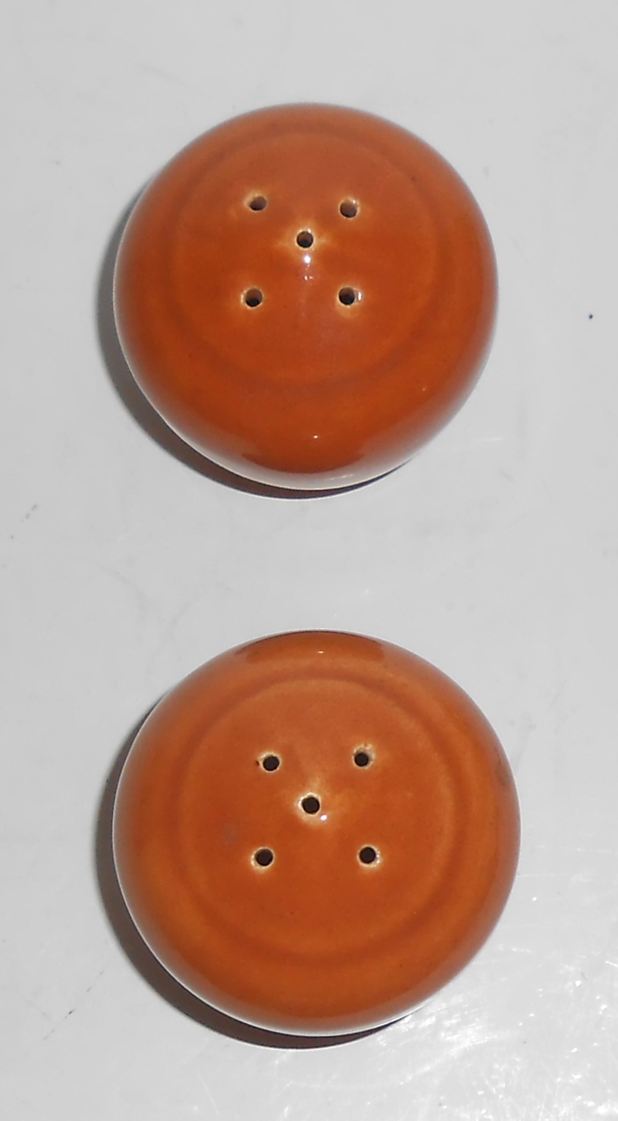 Bauer Pottery La Linda Gloss Light Brown Salt & Pepper