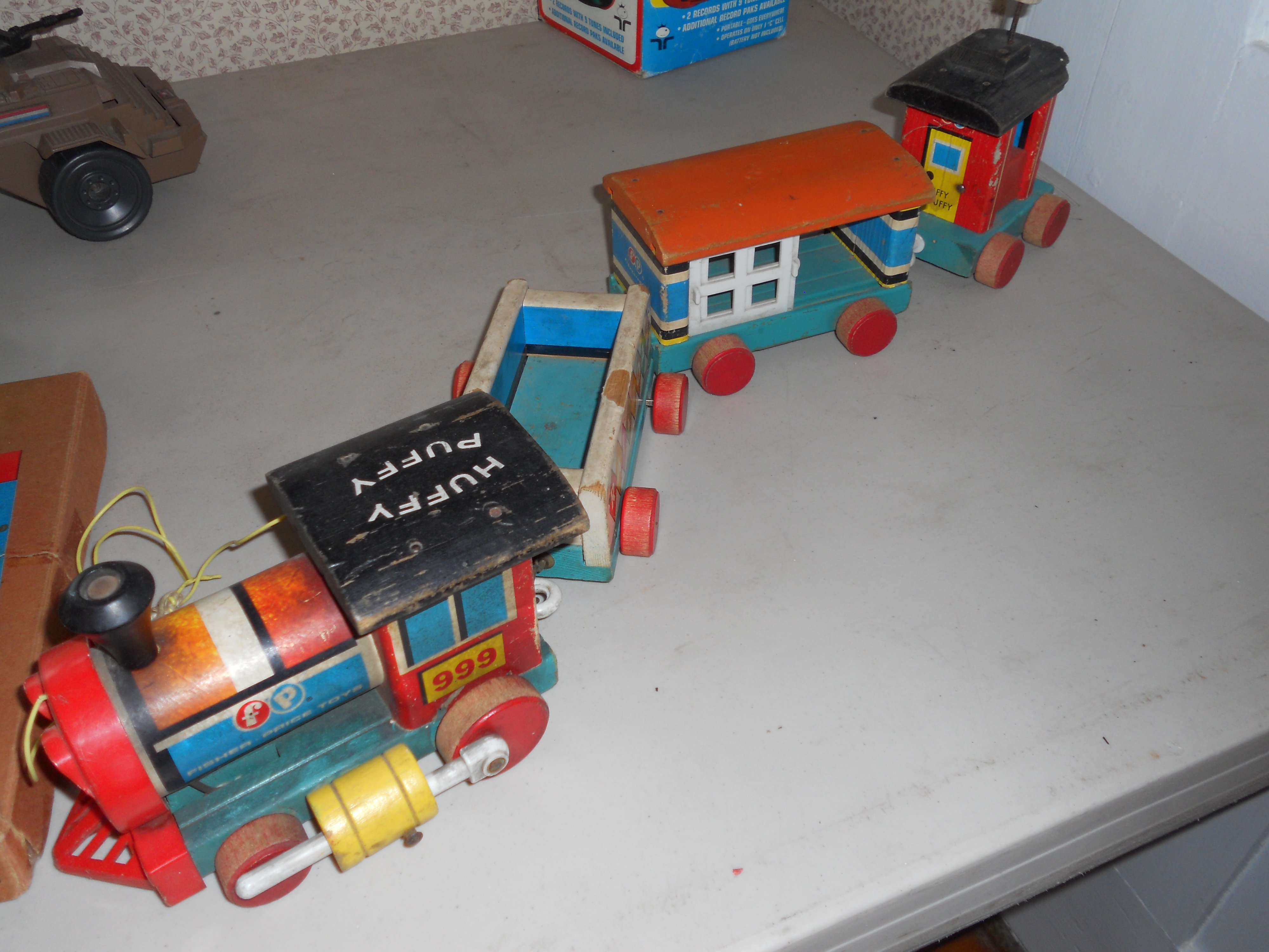 Fisher Price Huffy Puffy Train no 999