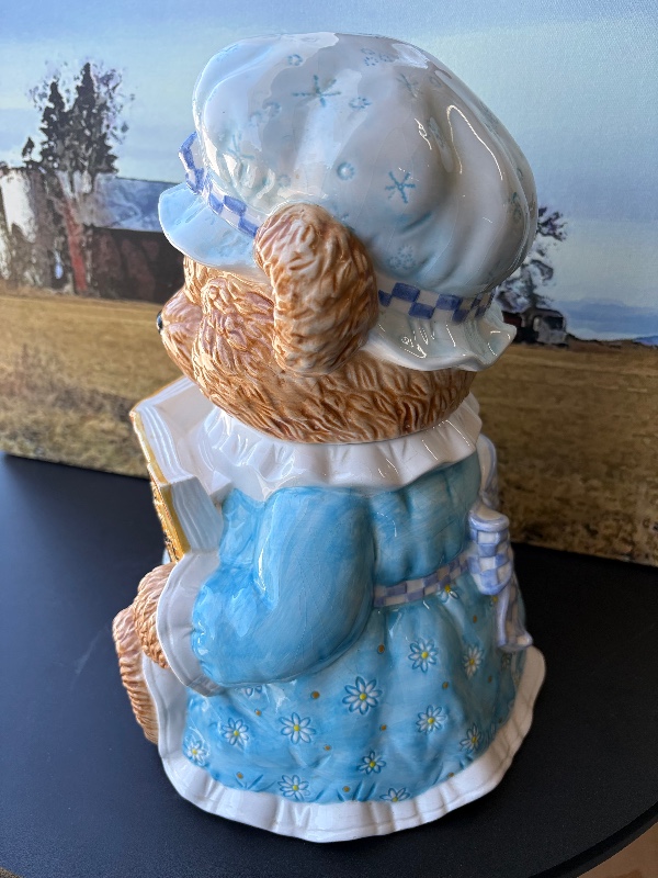 Treasurecraft Beary Best Bear Cookie Jar 1997