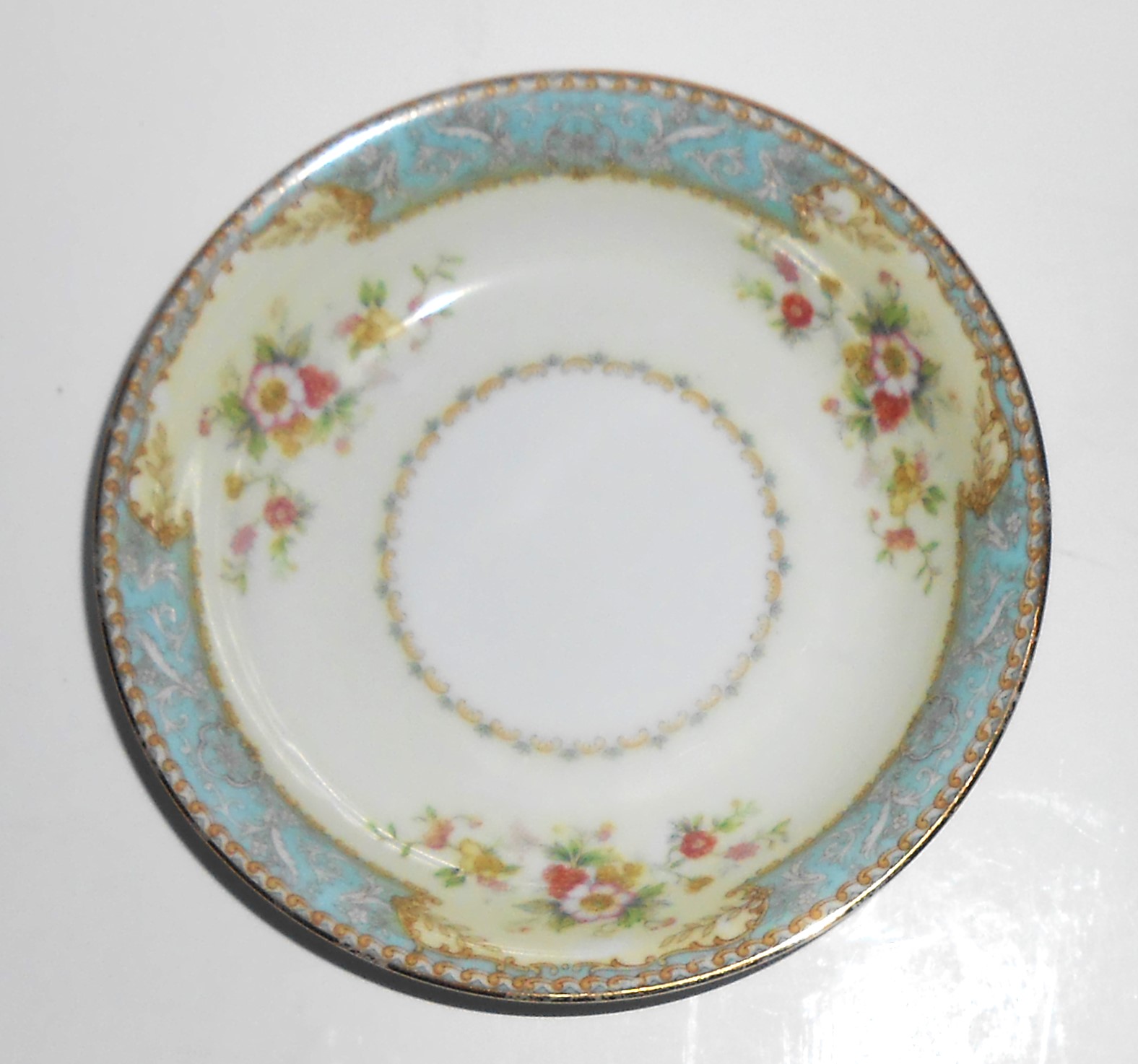Noritake China Porcelain 622 Bluedawn Fruit Bowl
