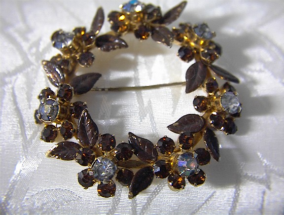Round Golden Amber Rhinestone Brooch