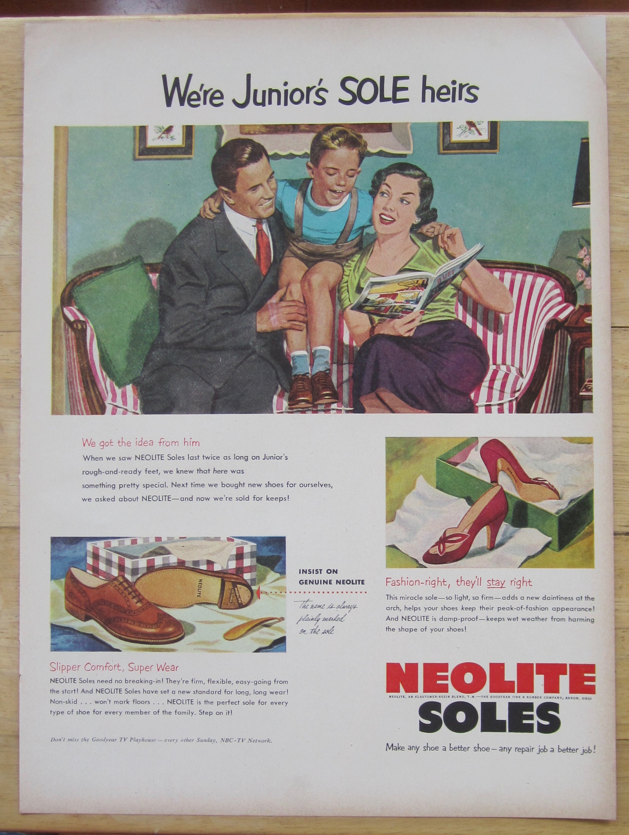 1952 Neo Lite Soles w/Mom & Dad & Boy Looking at Book