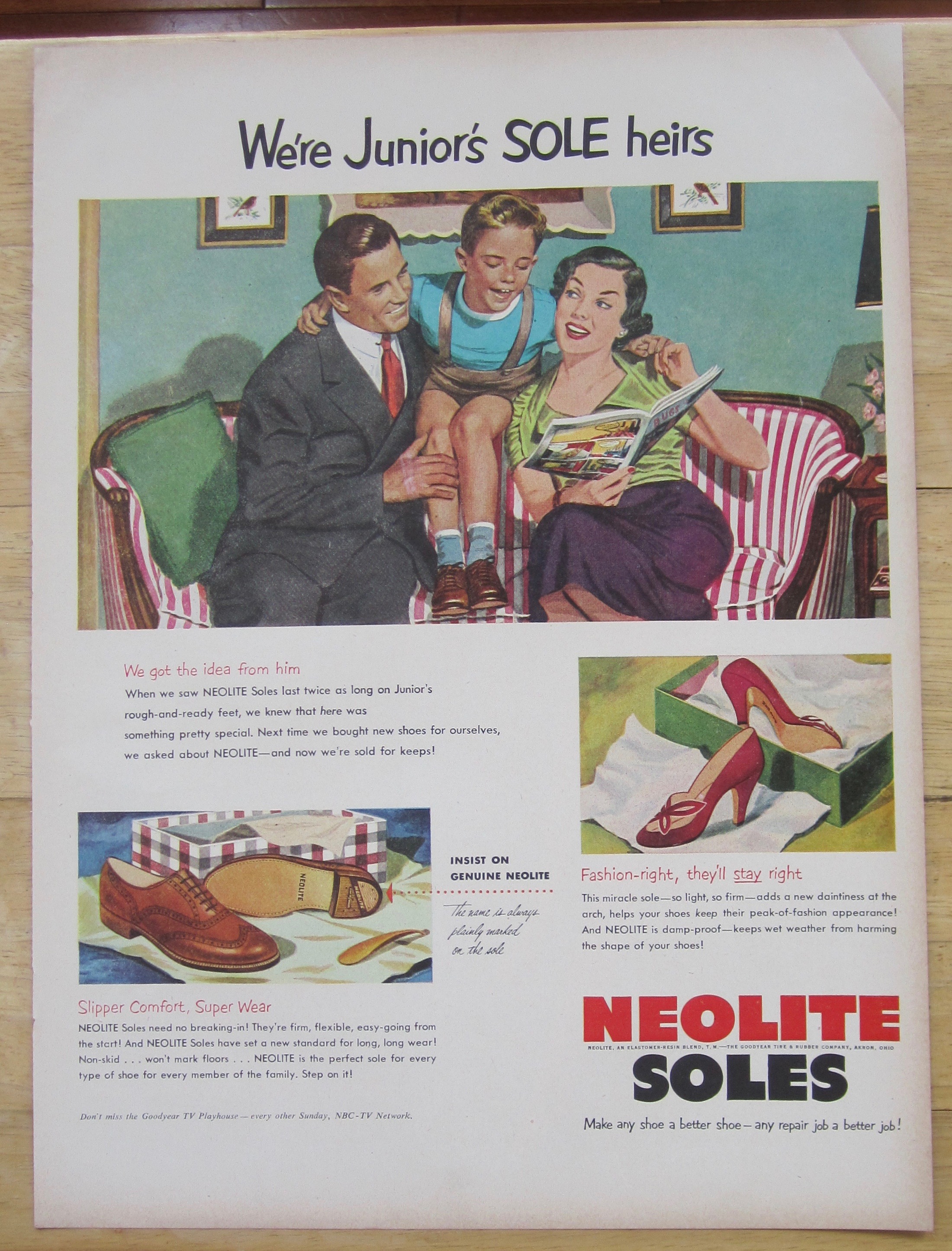 1952 Neo Lite Soles w/Mom & Dad & Boy Looking at Book