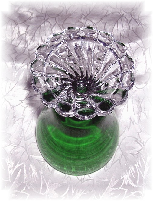 Anchor Hocking USA Green Glass Clear Bubble Base Stem