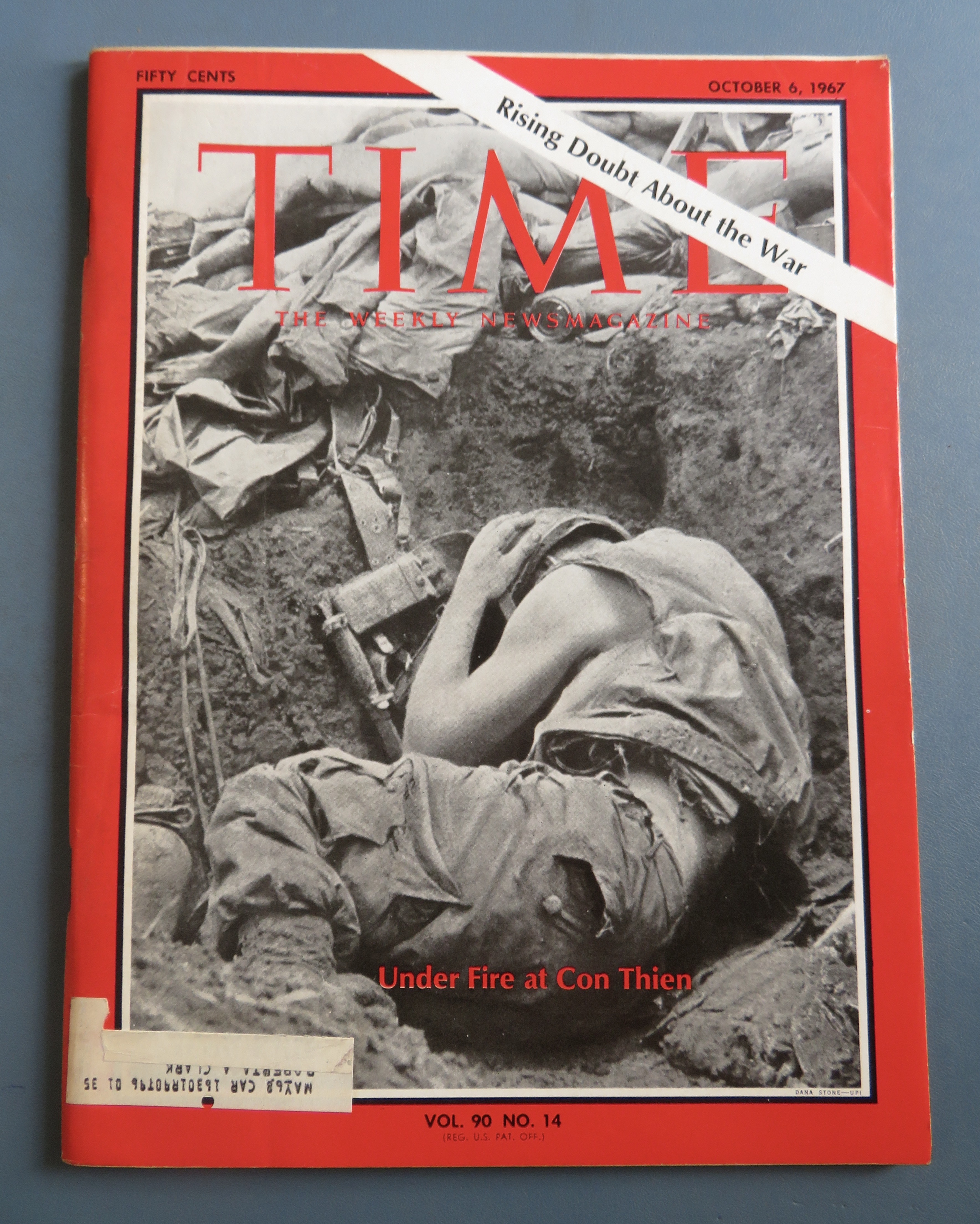 Time Magazine October 6, 1967 Under Fire At Con Thien