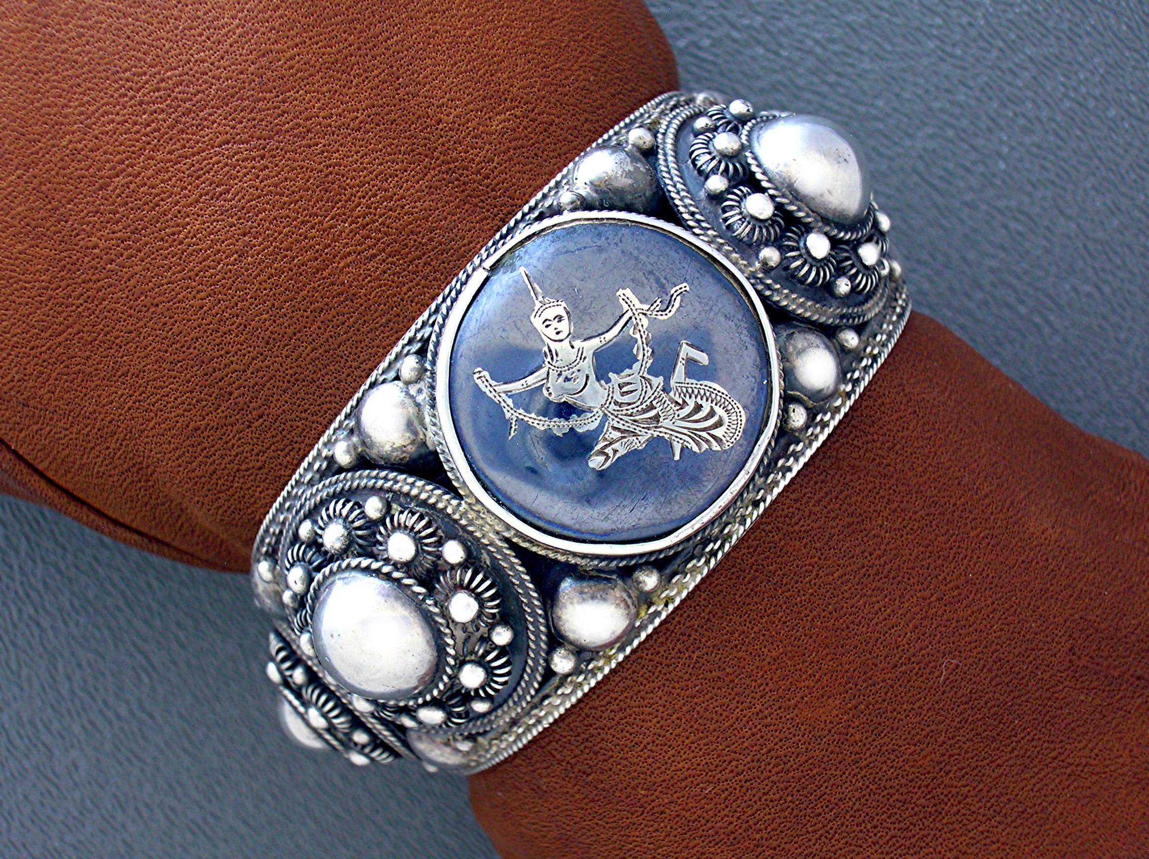 Sterling Silver SIAM Cuff Cameo bracelet