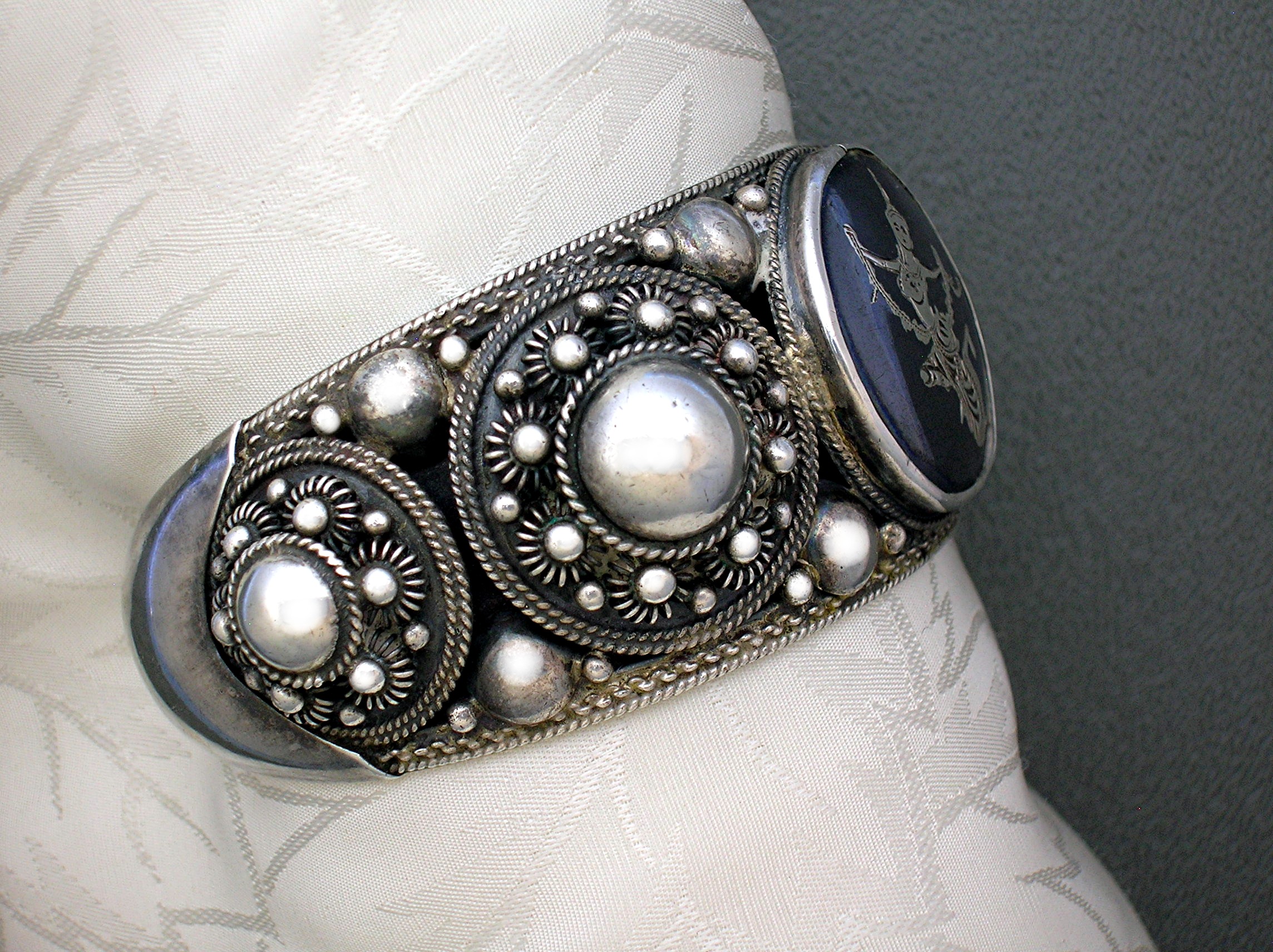 Sterling Silver SIAM Cuff Cameo bracelet