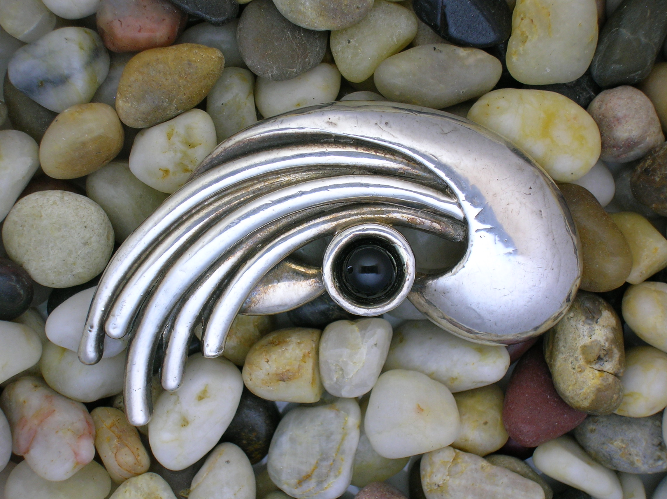 Sterling Silver Black onyx Brooch Signed MH 925