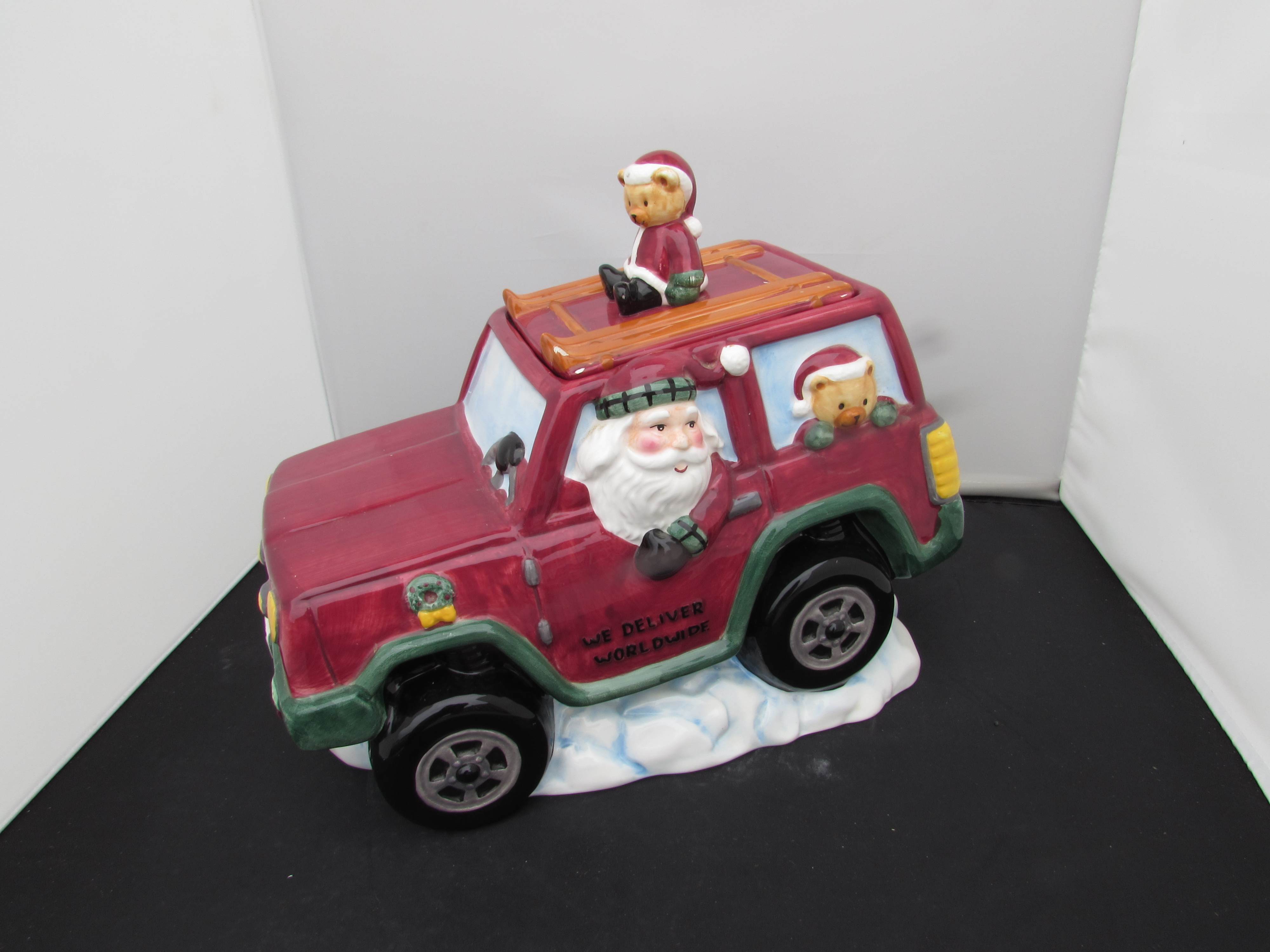 Cooks Club Holiday Christmas Santa Red Jeep SUV