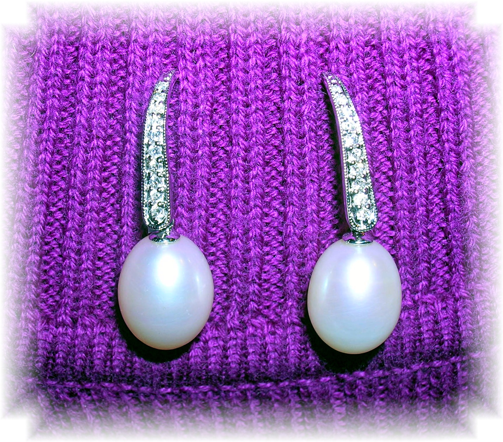 14 K White Gold Diamond and Pearl Drop Earrings