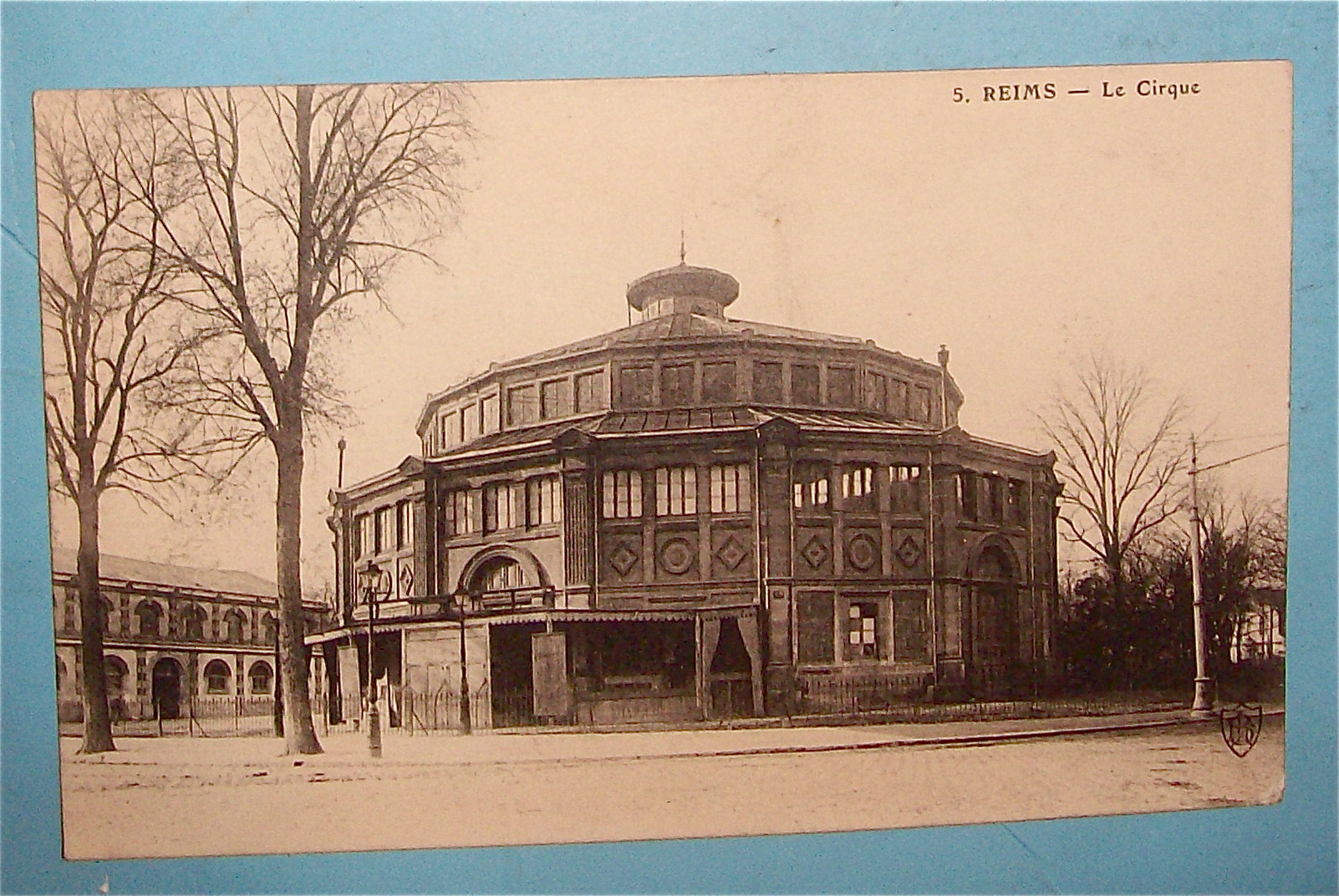 Reims - Le Cirque Postcard