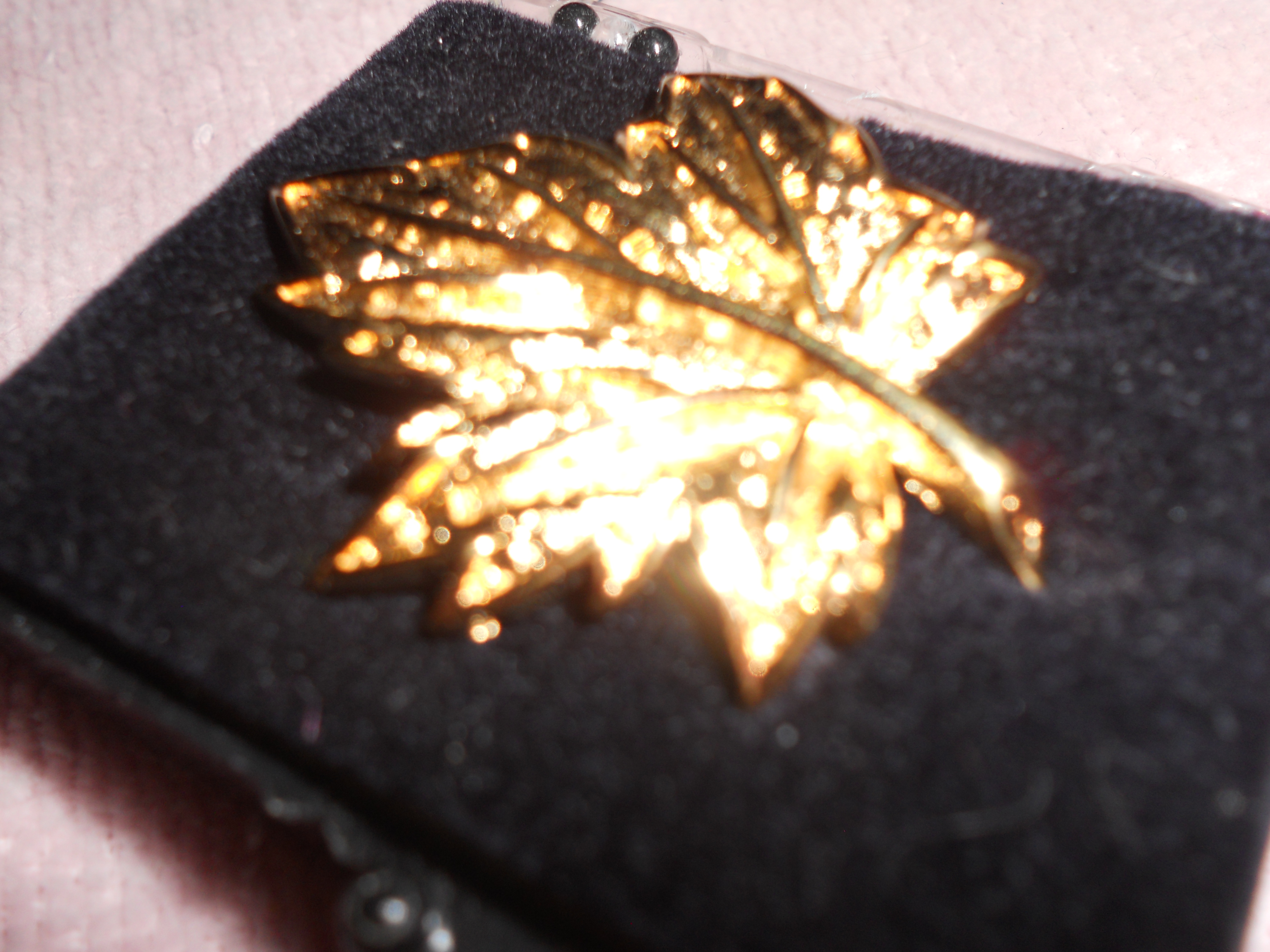 D'Orlan Maple Leaf Pin Signed Gold