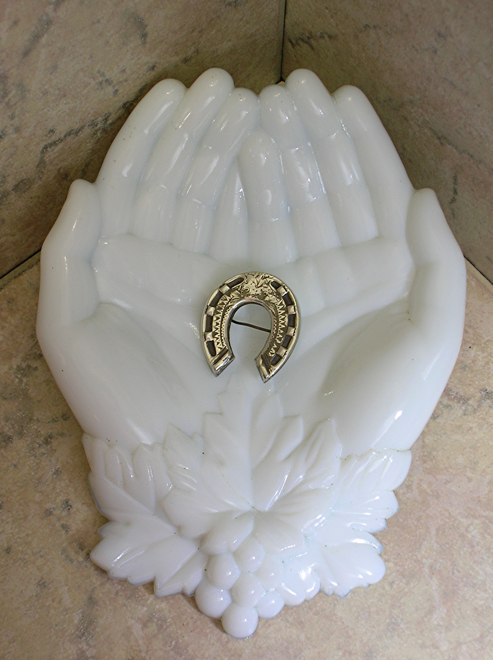 English Victorian Silver Horseshoe Brooch