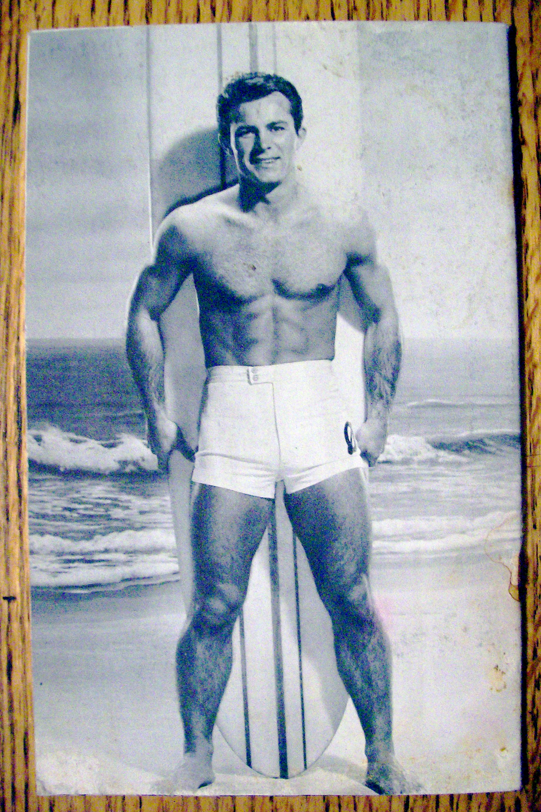 Physique Pictorial August 1963 - Gay Interest