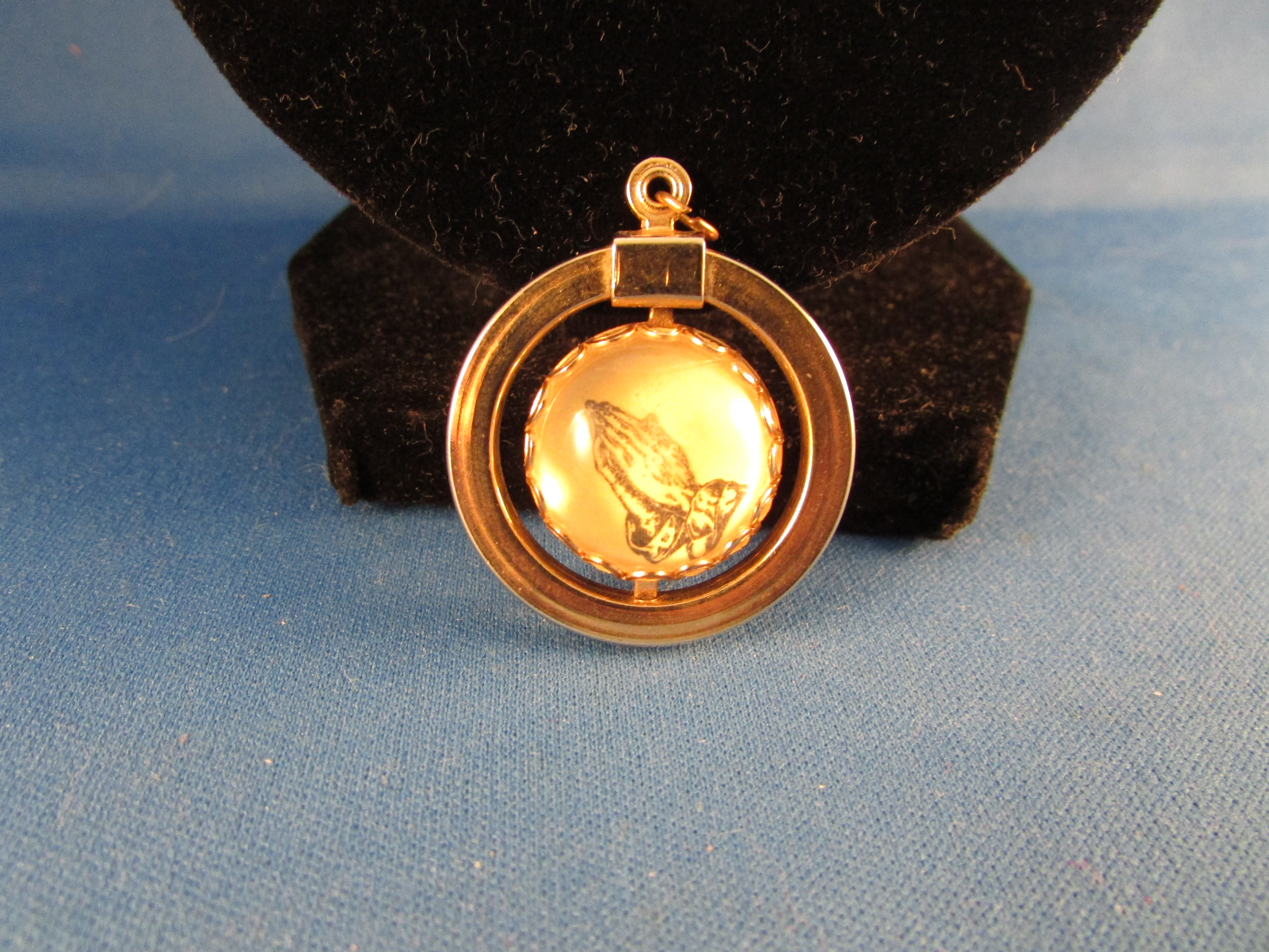 Prayer Pendant