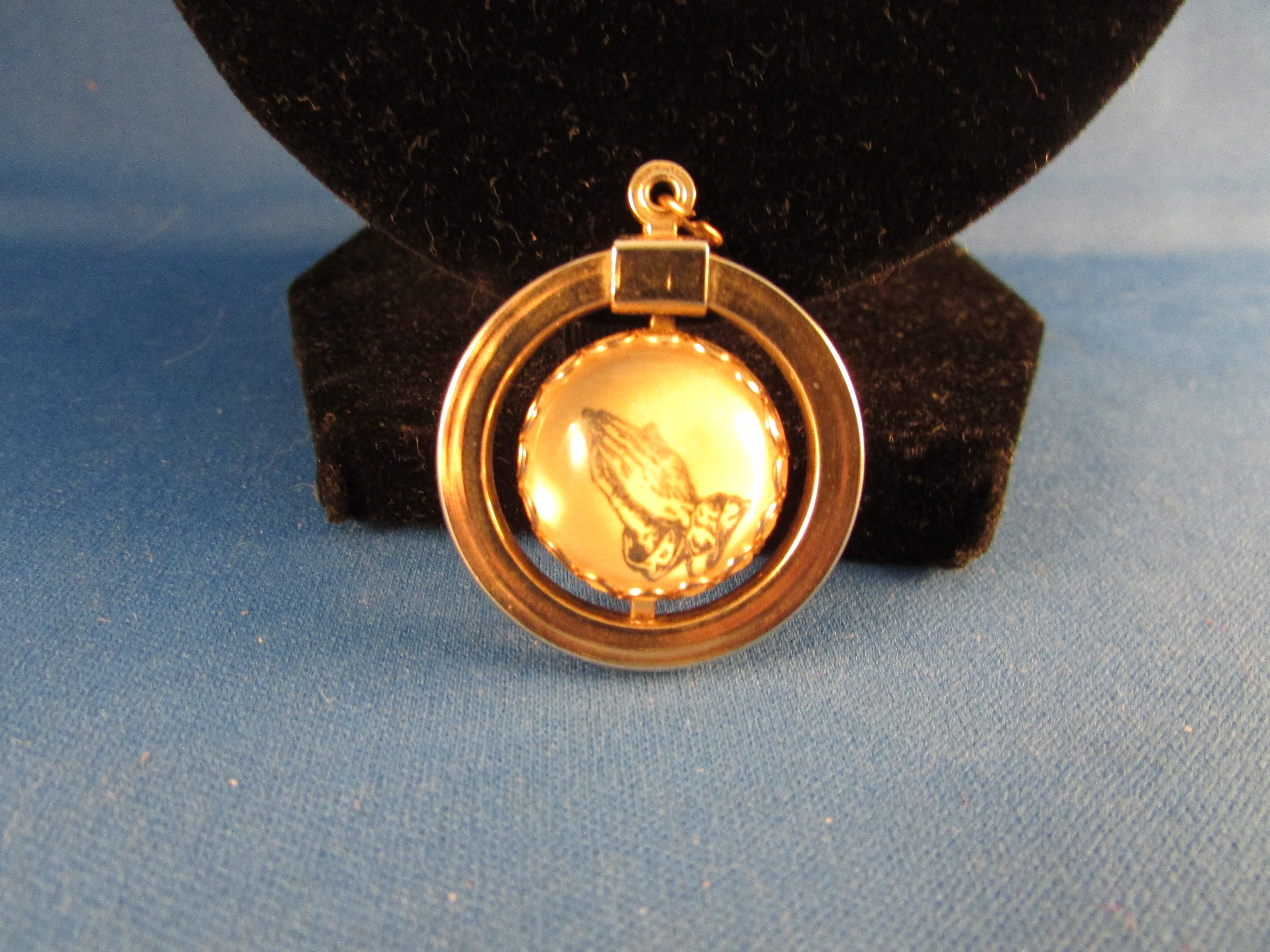 Prayer Pendant