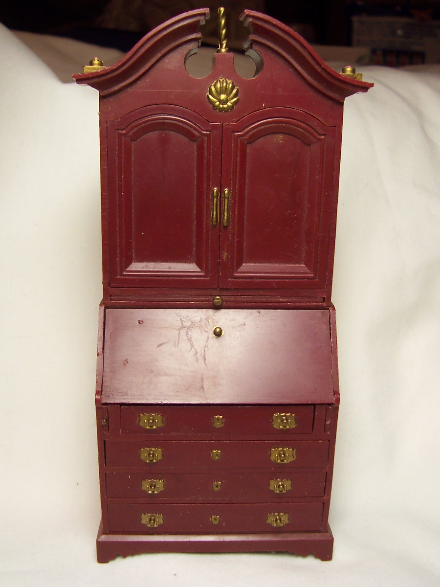 Dollhouse Secretary Desk Louis Marx 1964
