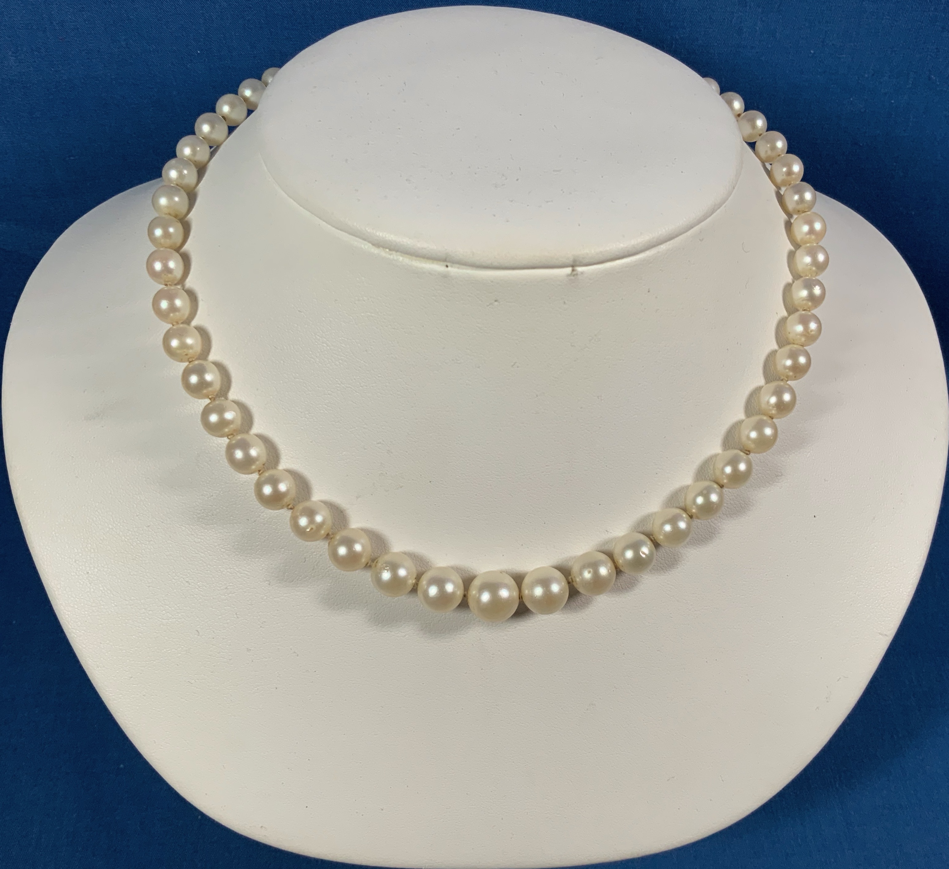 14K White Gold Clasp 15 Inch Genuine Pearls Necklace