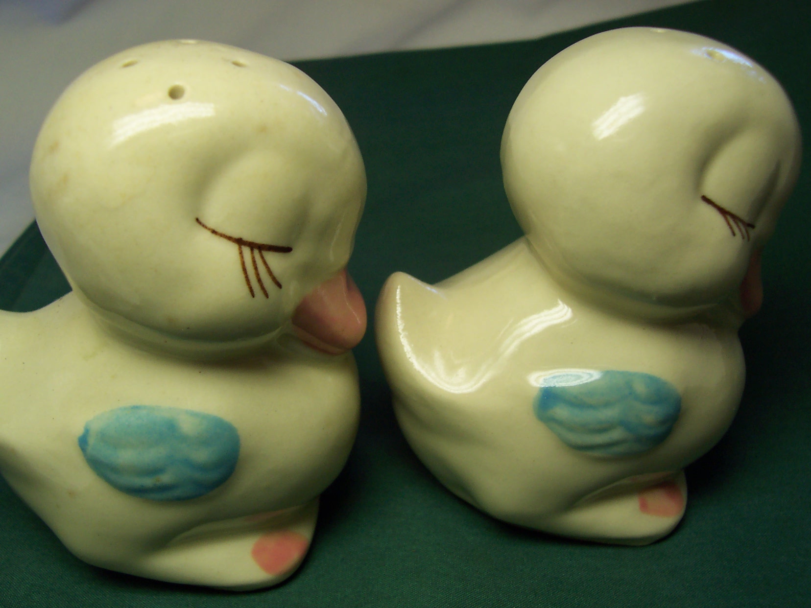 Duck Ducklings Salt and Pepper Shakers