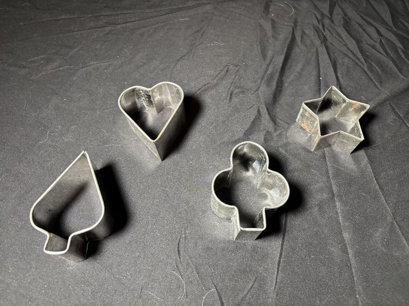 Metal Cookie Cutters Lot of 4 - Spade Heart Club Star