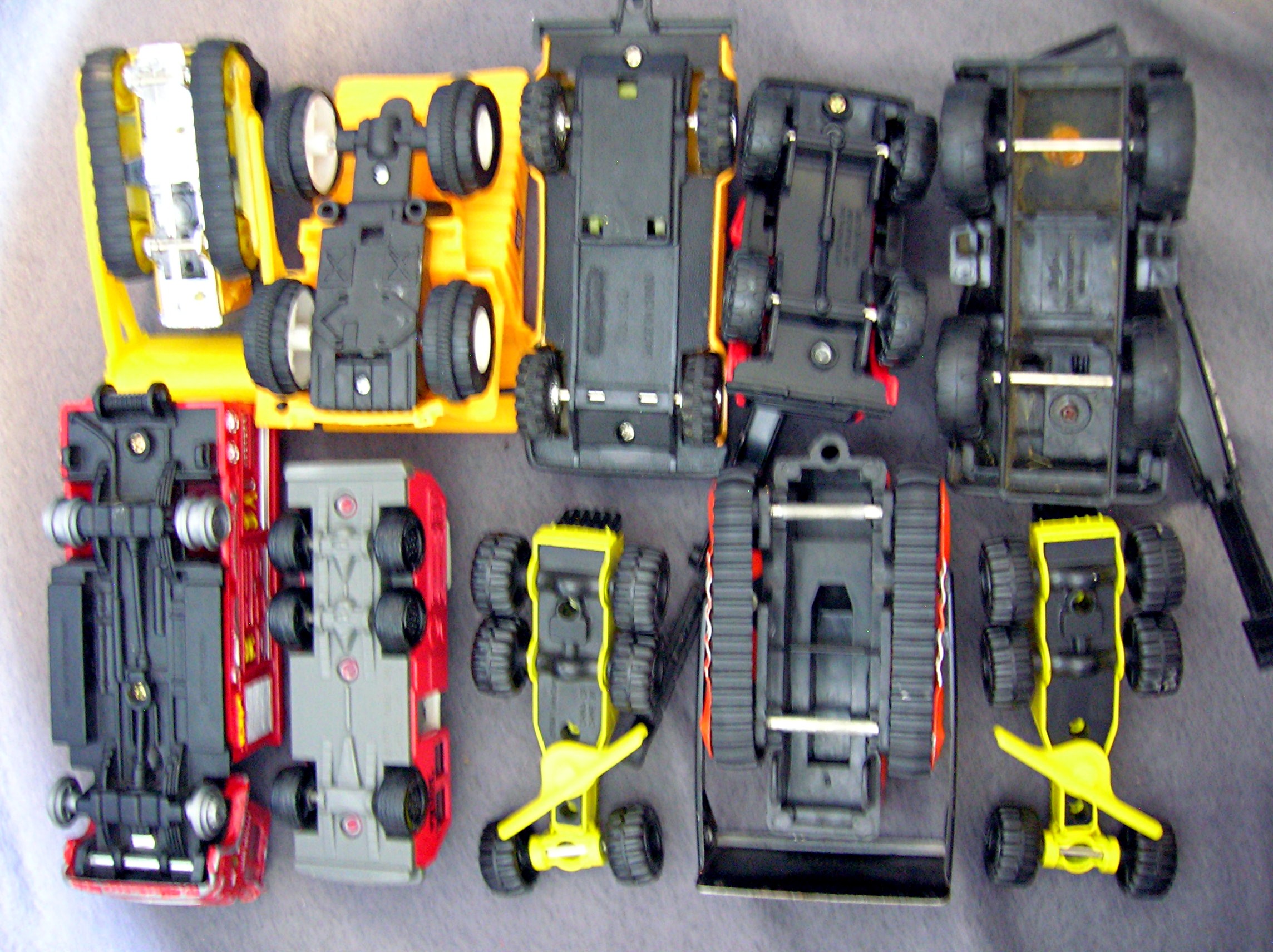 Lot #6 - 10 Diecast, Hot Wheels style toy vehicles