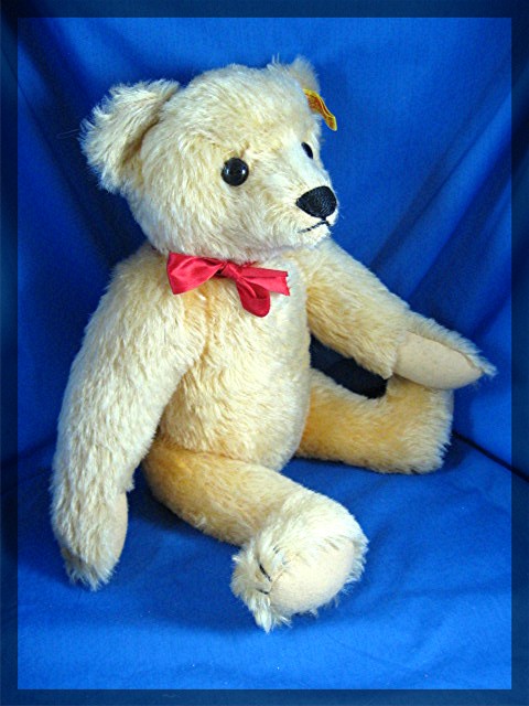 14 inch STEIFF teddy bear, fully jointed golden