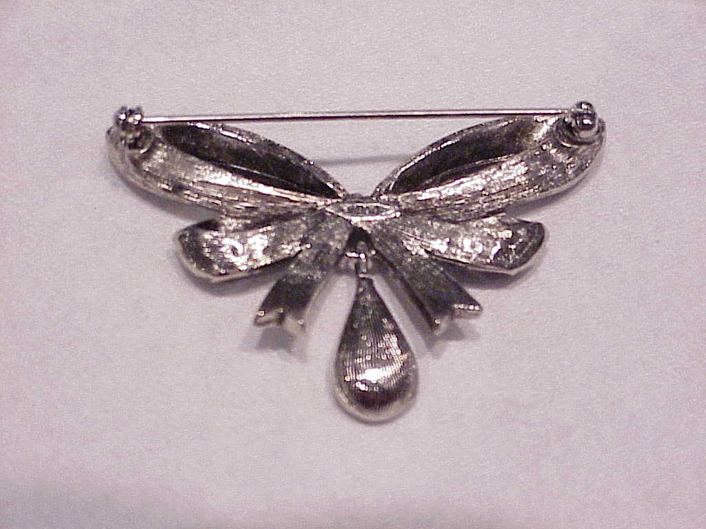 Avon Marcasite And Amethyst Rhinestone Bow Brooch