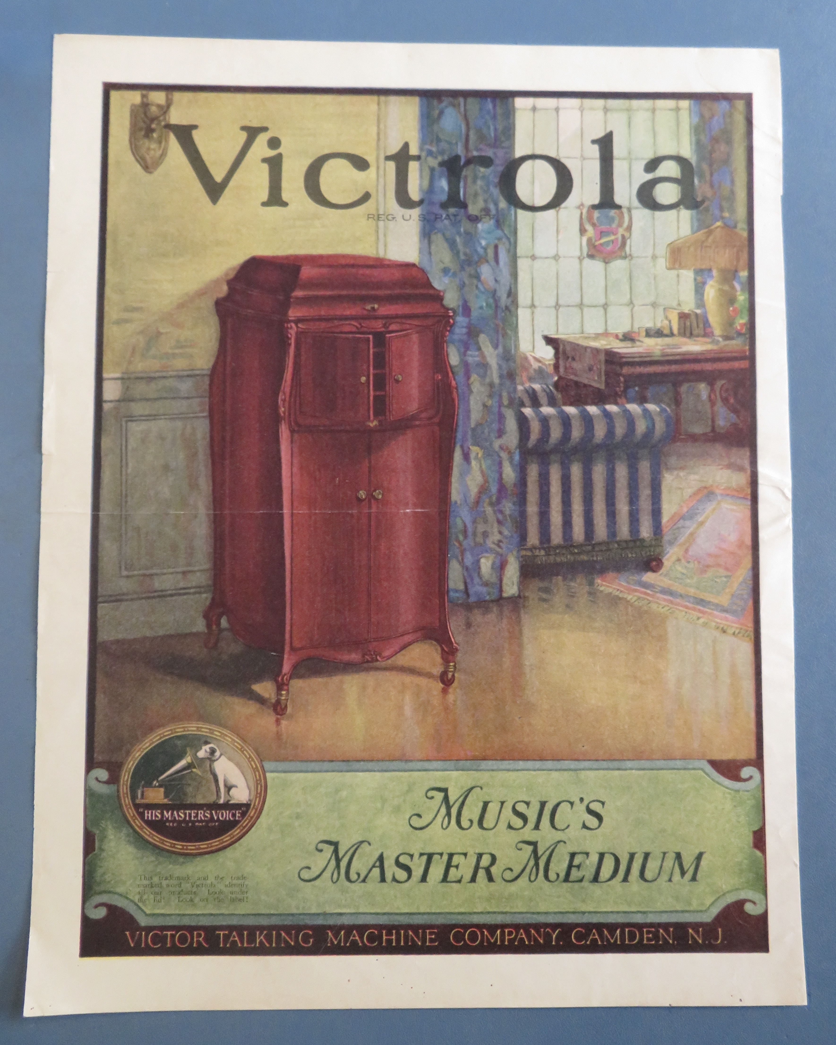 1920's Victrola with Victrola In A Room