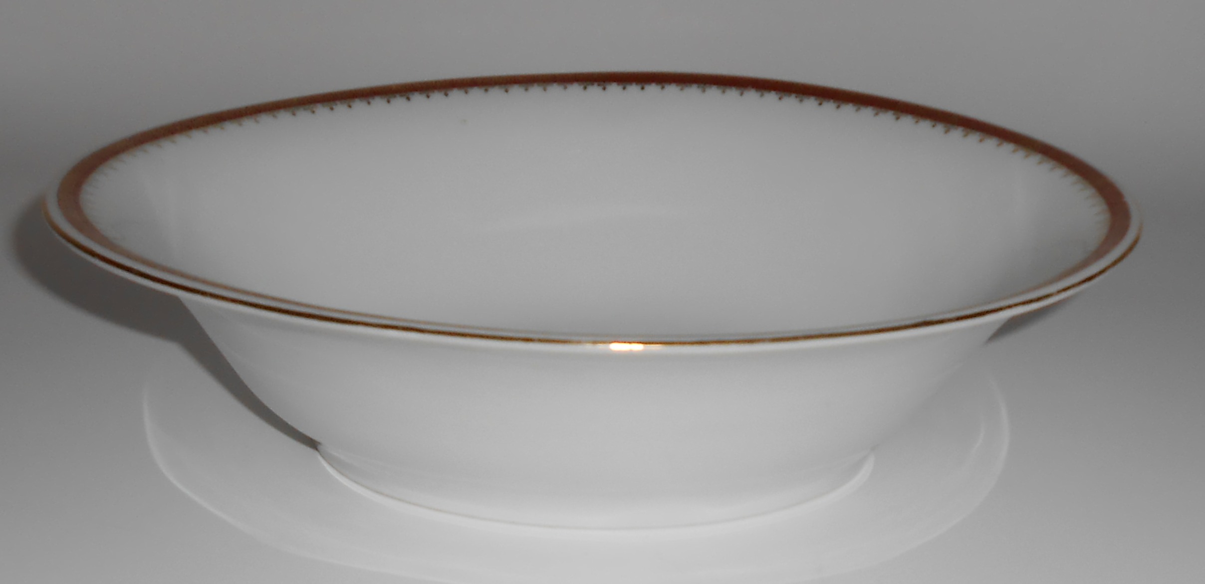 Richard Kampf Porcelain China Red W/Gold Vegetable Bowl