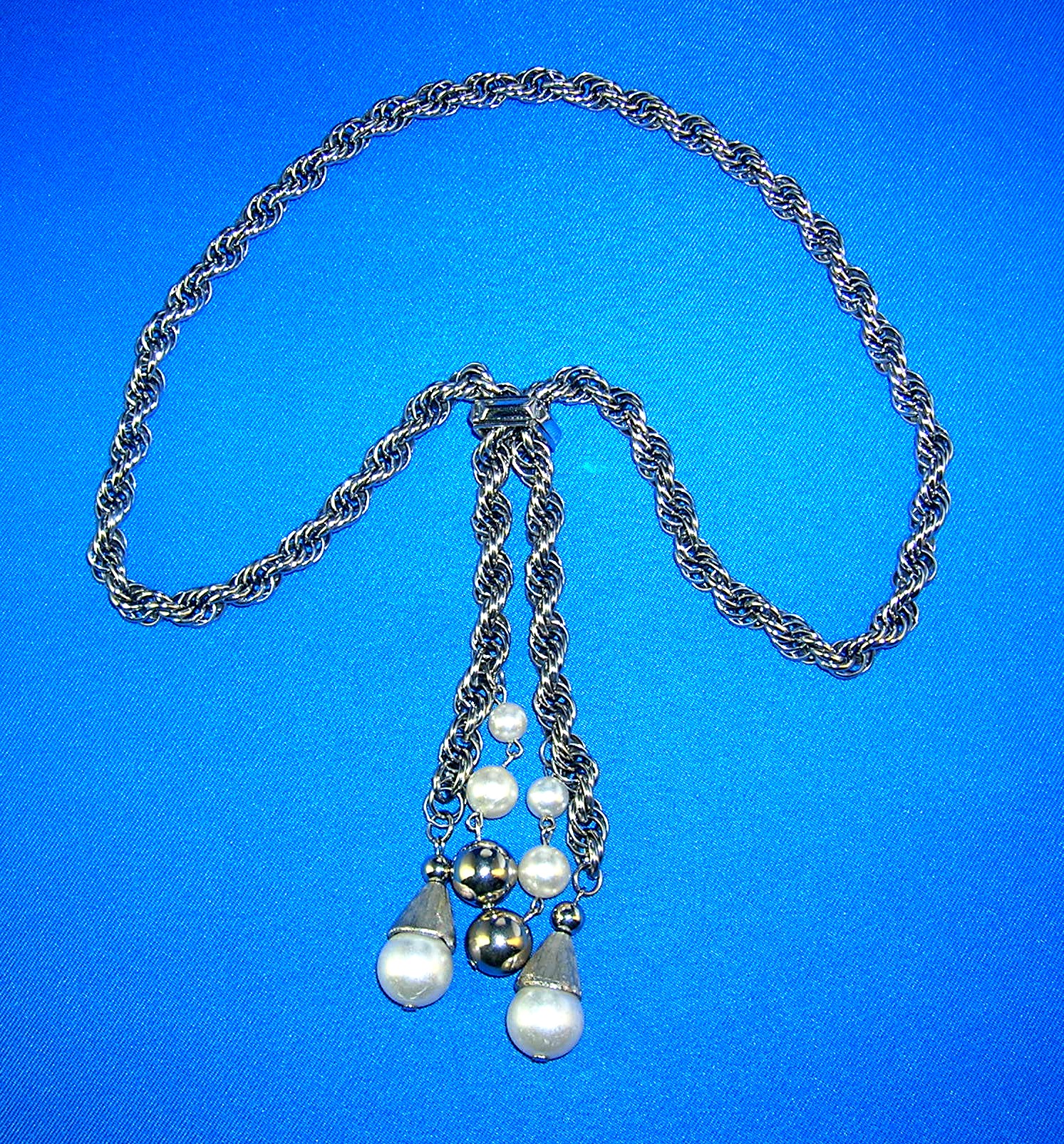 Necklace Silvertone Rope Faux Pearl Lariat Vintage