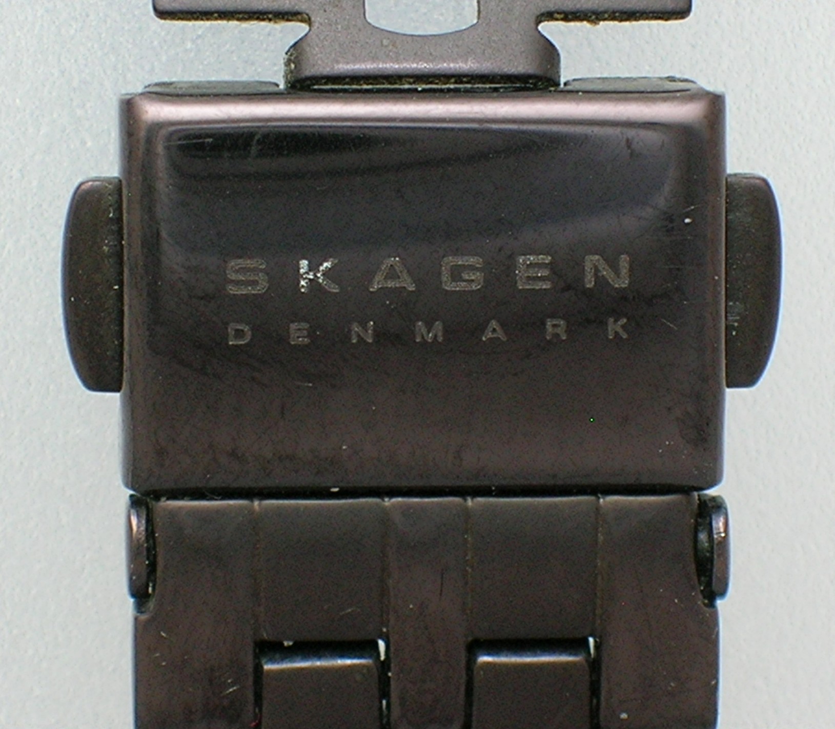 Skagen Grey Steel Ladies Wristwatch.