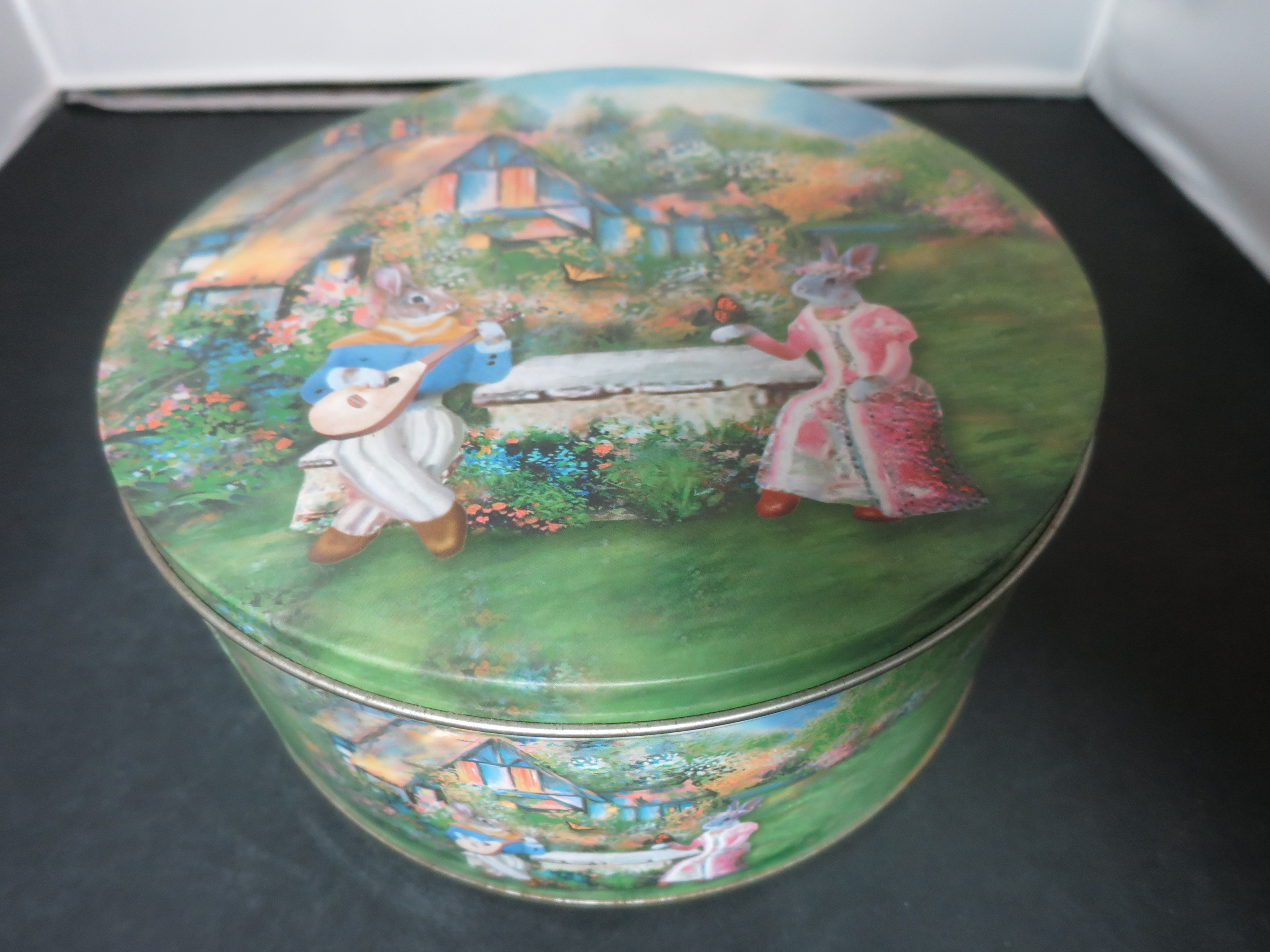 Easter Bunny Spring Cookie Tin