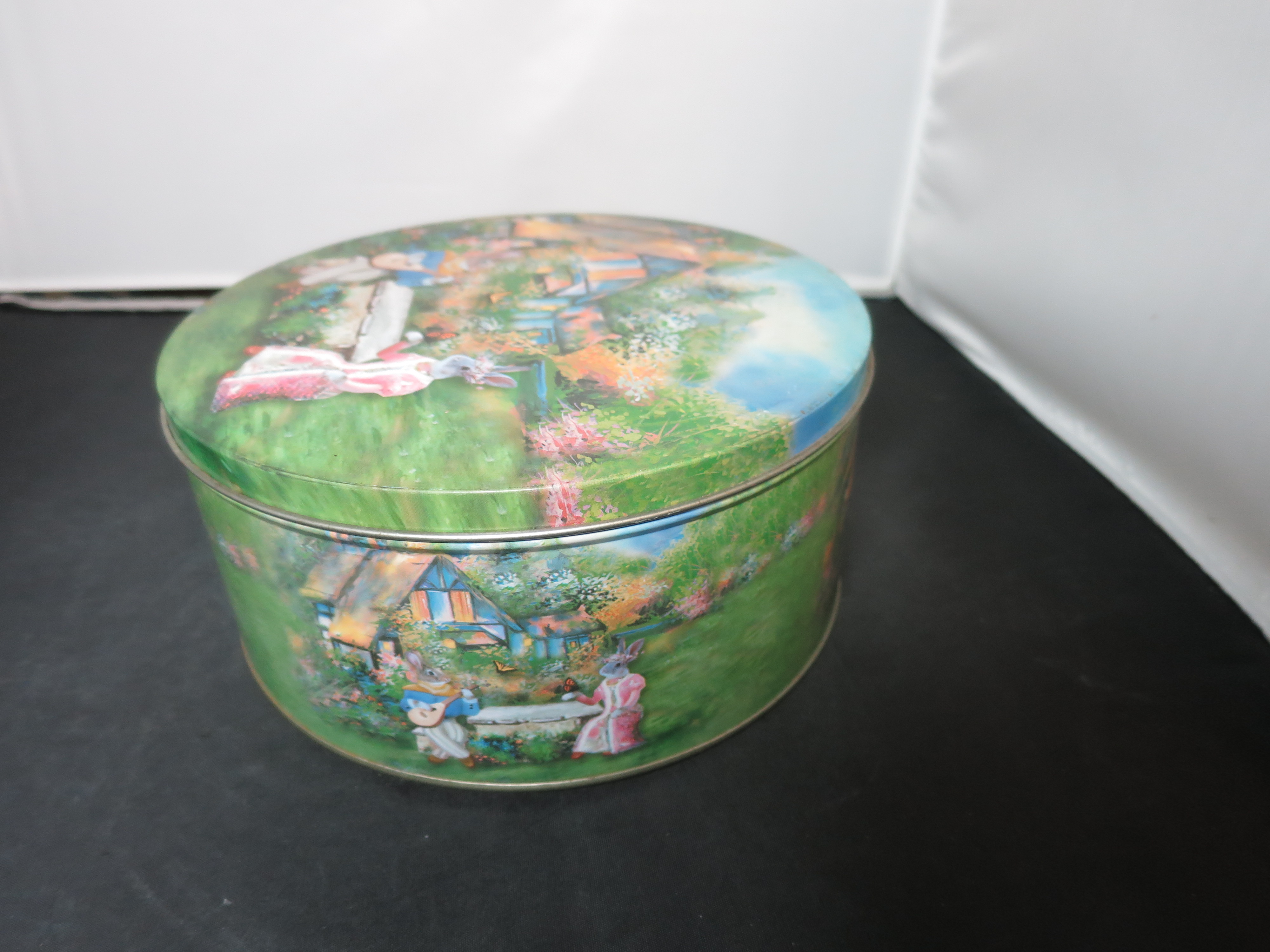 Easter Bunny Spring Cookie Tin