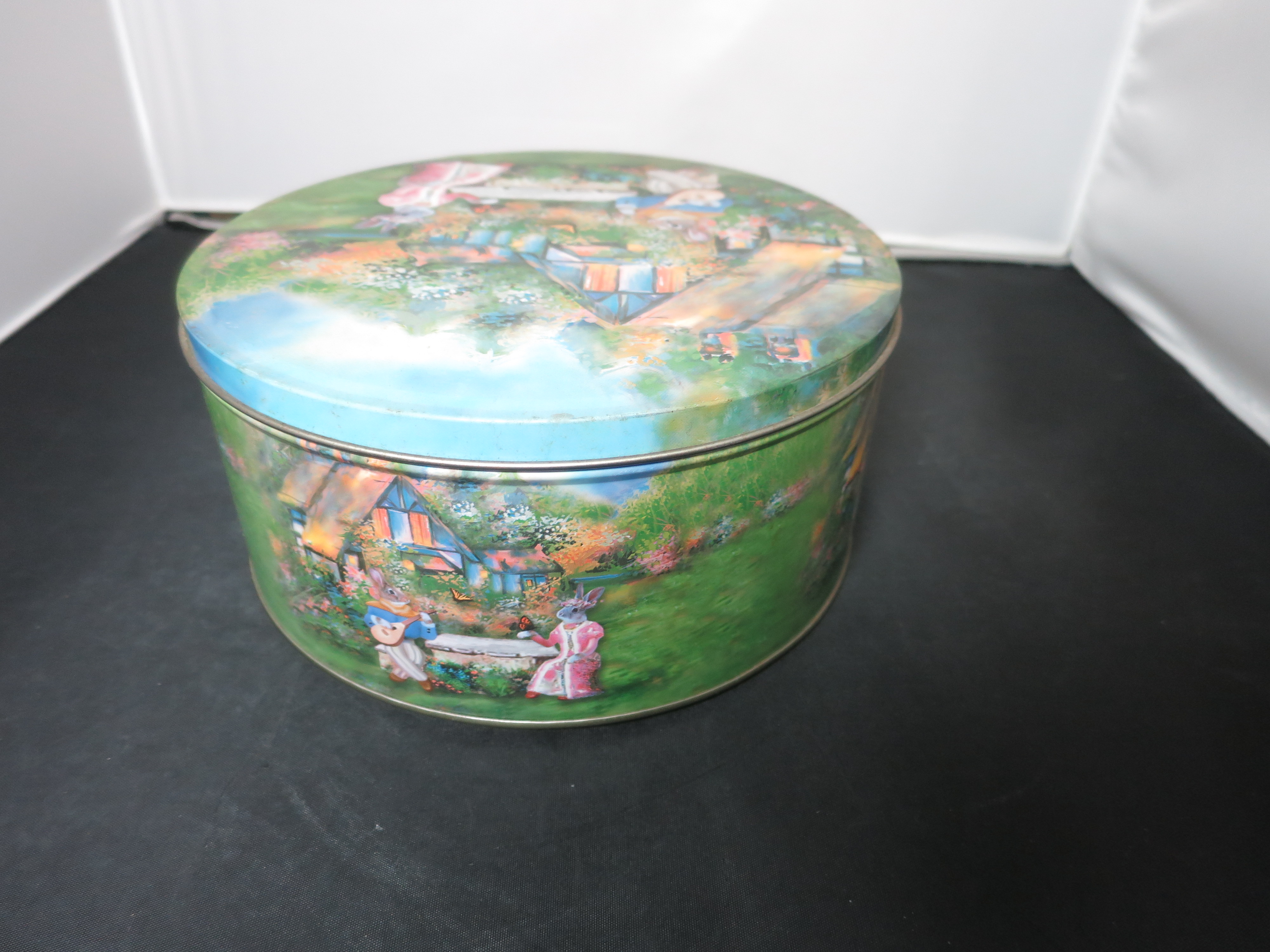 Easter Bunny Spring Cookie Tin