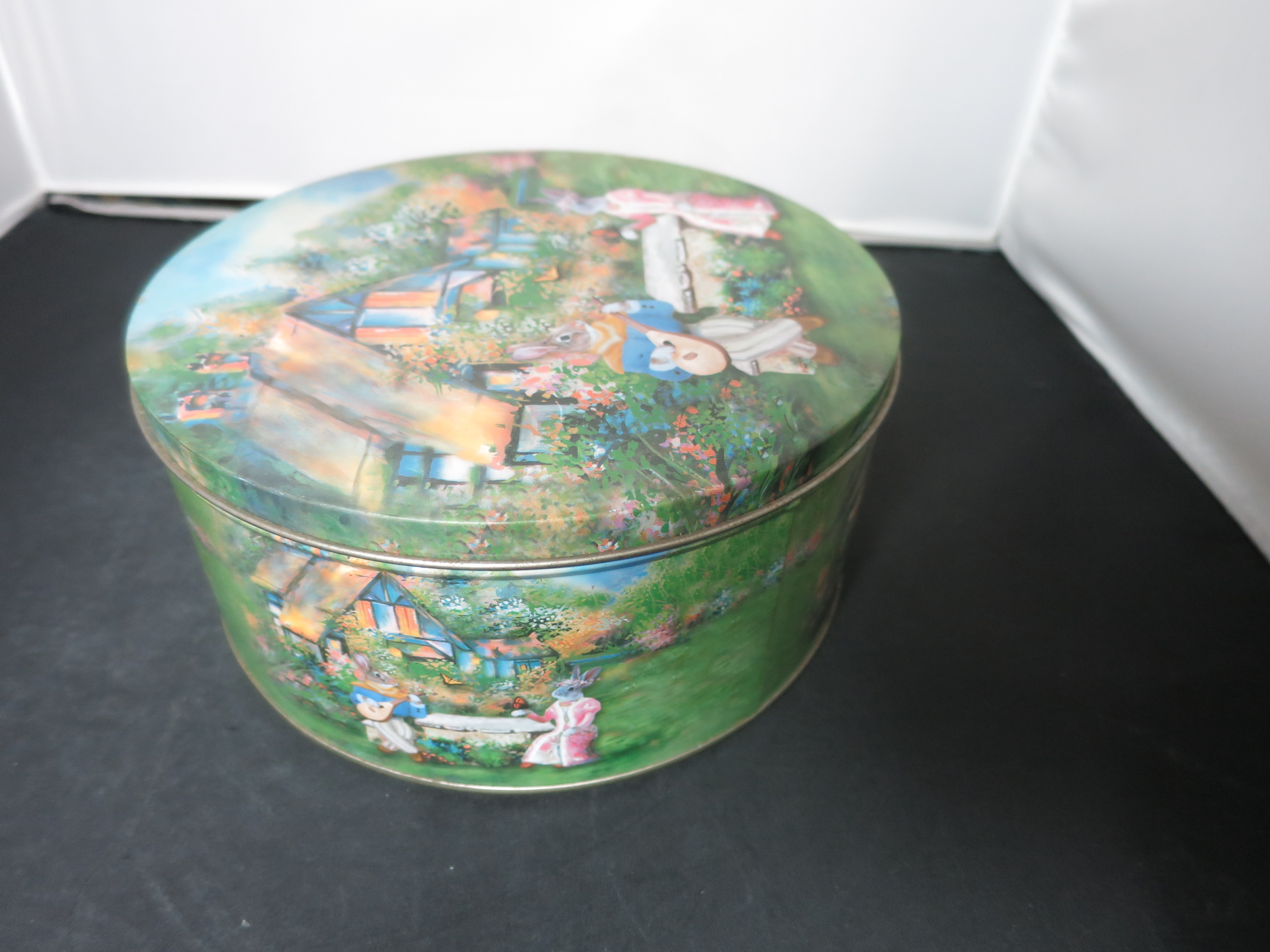 Easter Bunny Spring Cookie Tin